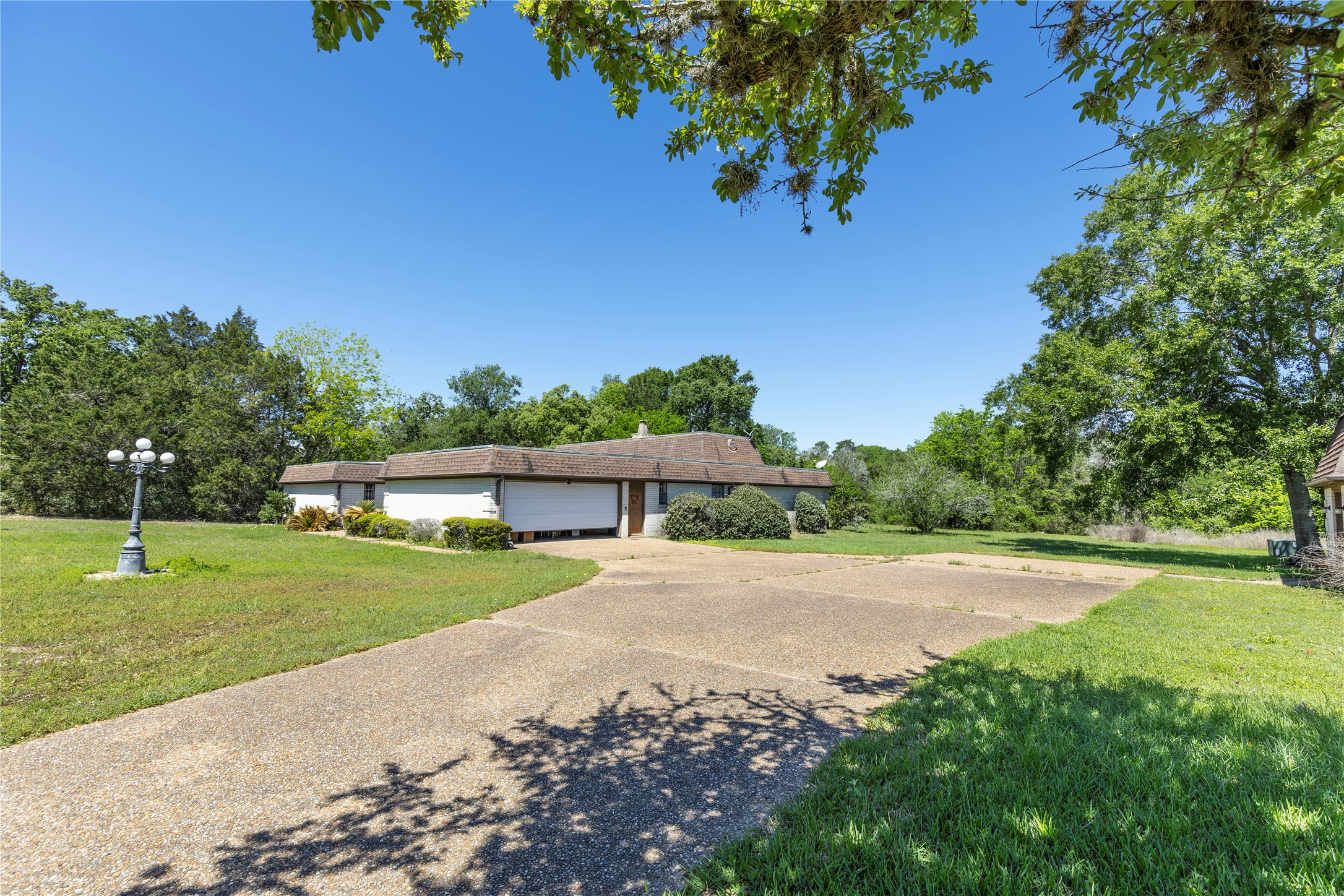 119 Heritage Trail Property Photo 4
