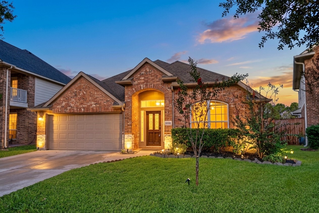 20519 Copper Cave Lane Property Photo 3
