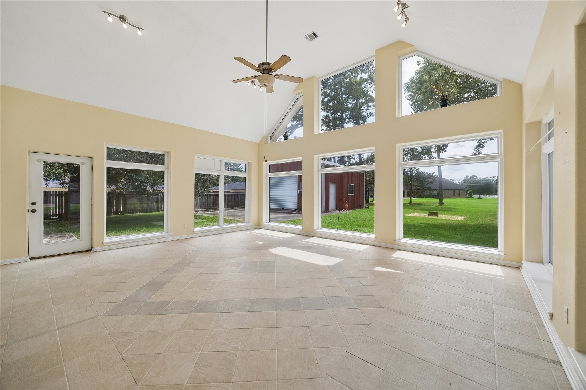 319 Mariachi Street Property Photo 11