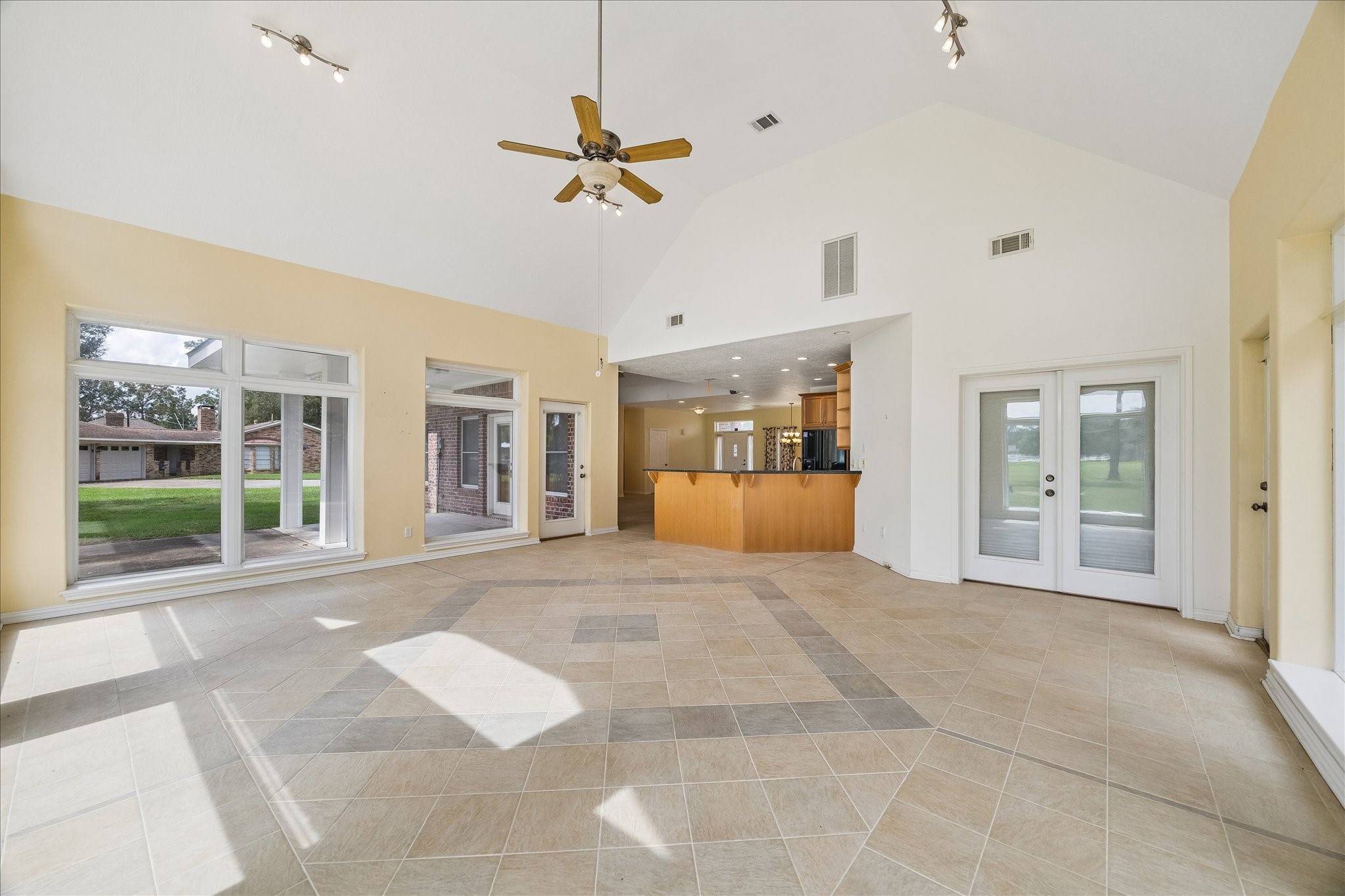 319 Mariachi Street Property Photo 12