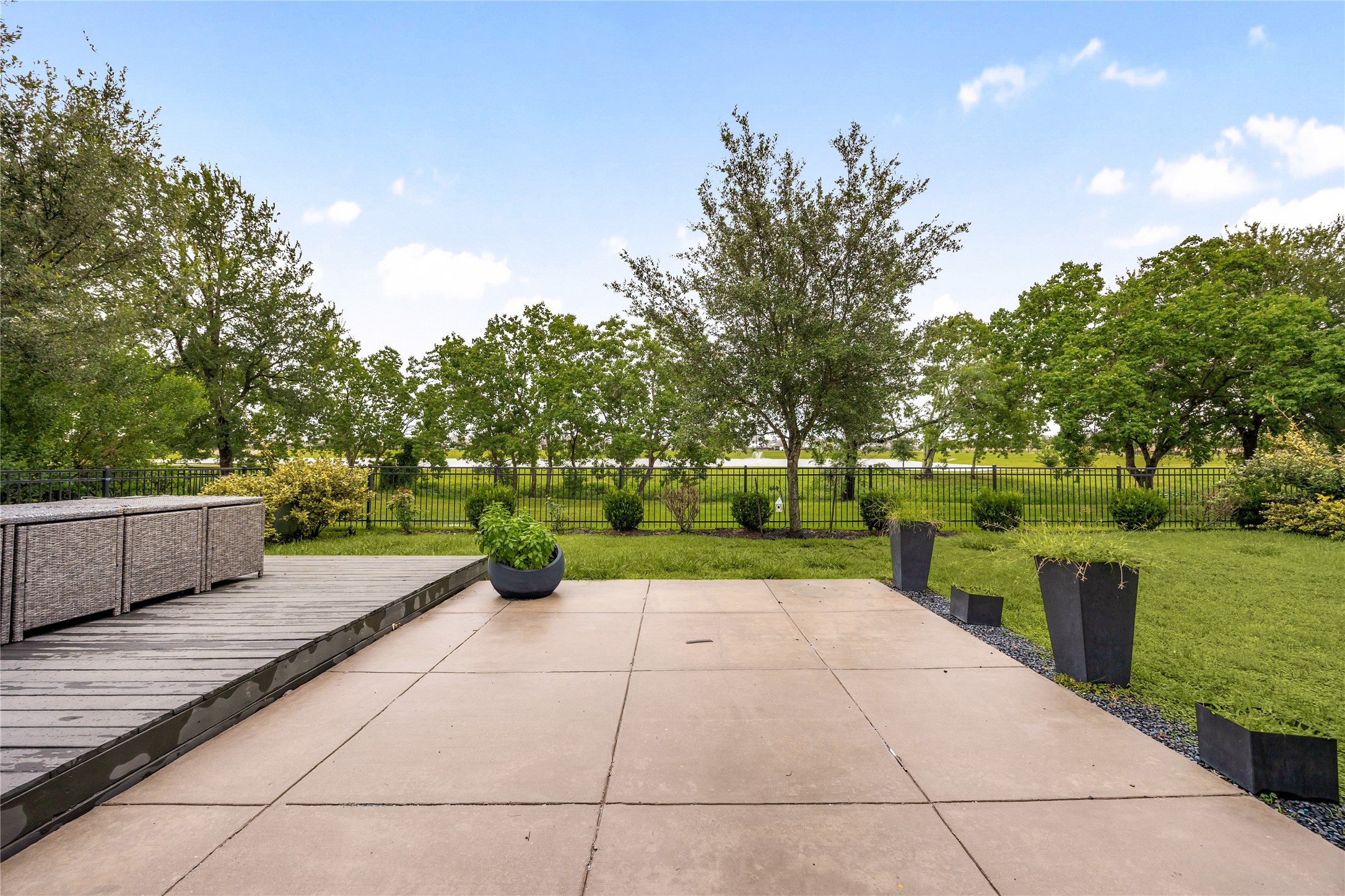 6202 Meadow Bluff Court Property Photo 23