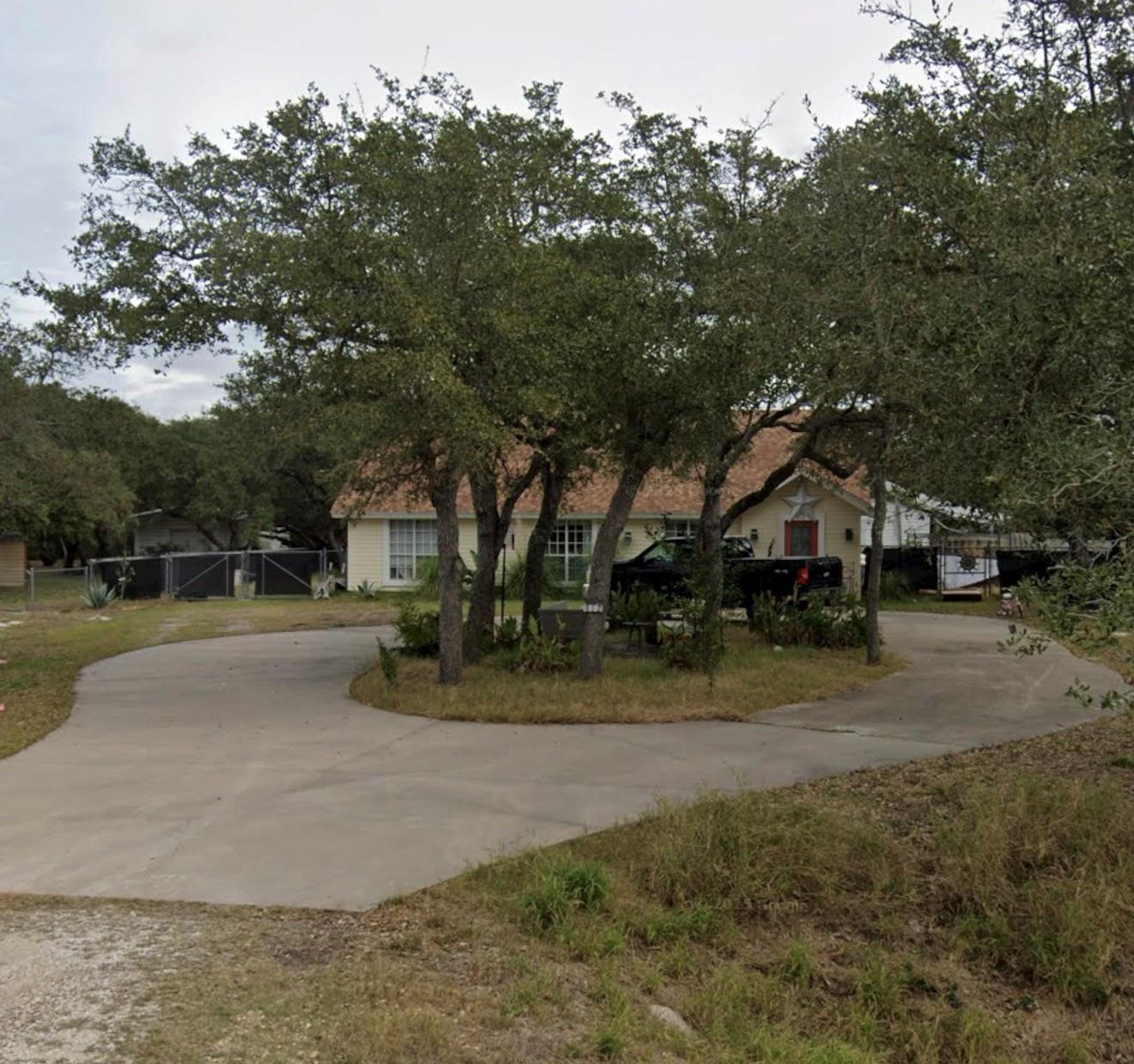 312 Griffith Drive, Rockport Tx 78382 Property Photo 5