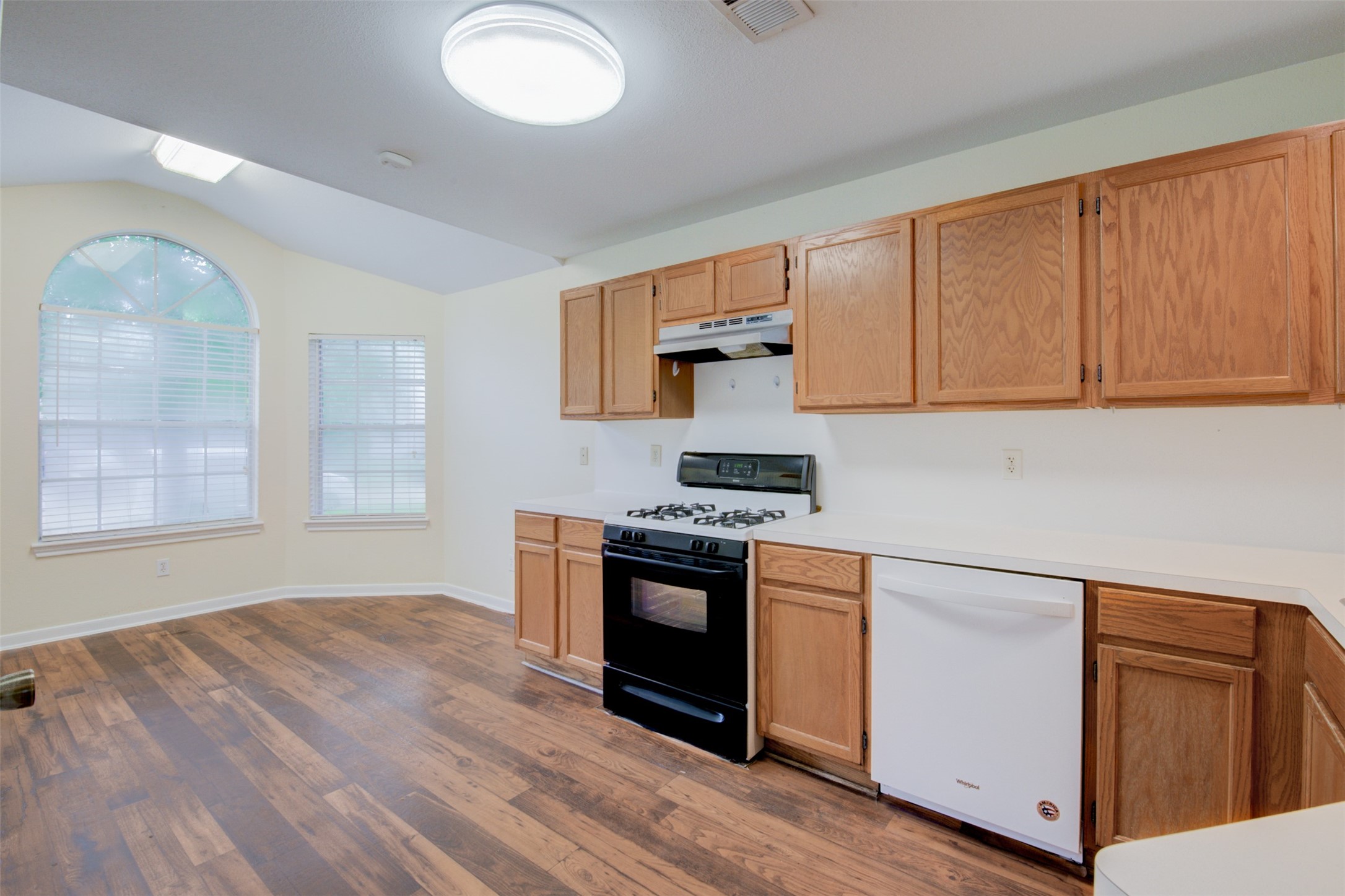 2422 Pine Cone Drive Property Photo 10