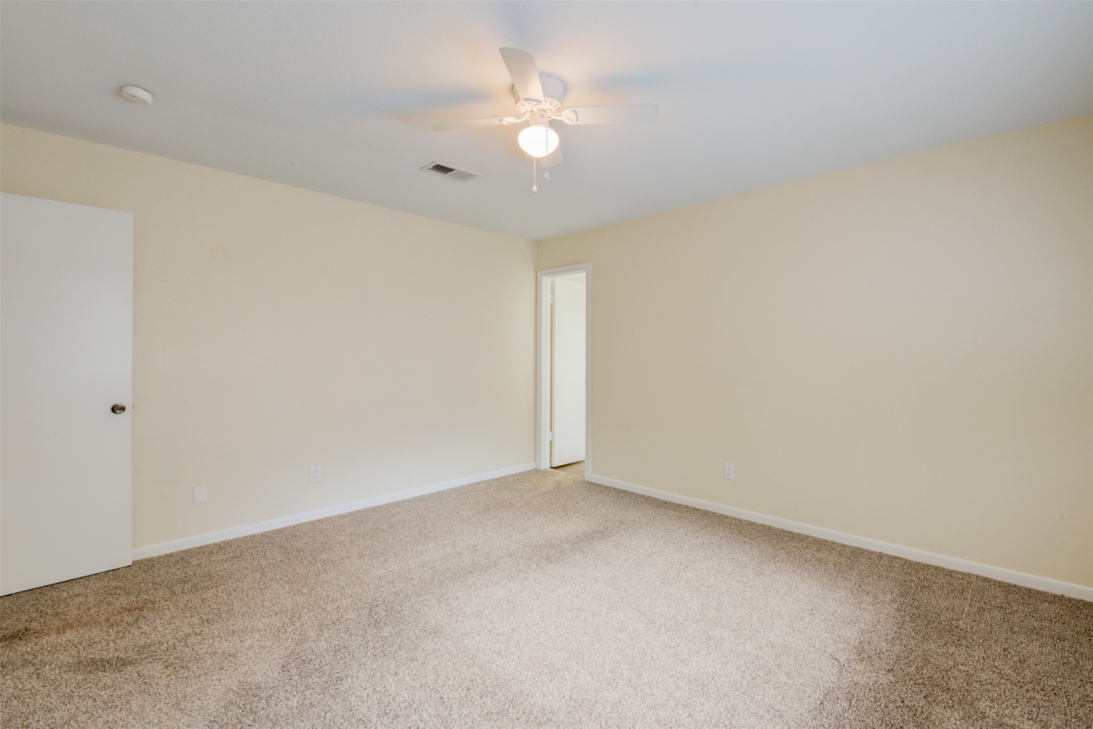 2422 Pine Cone Drive Property Photo 22