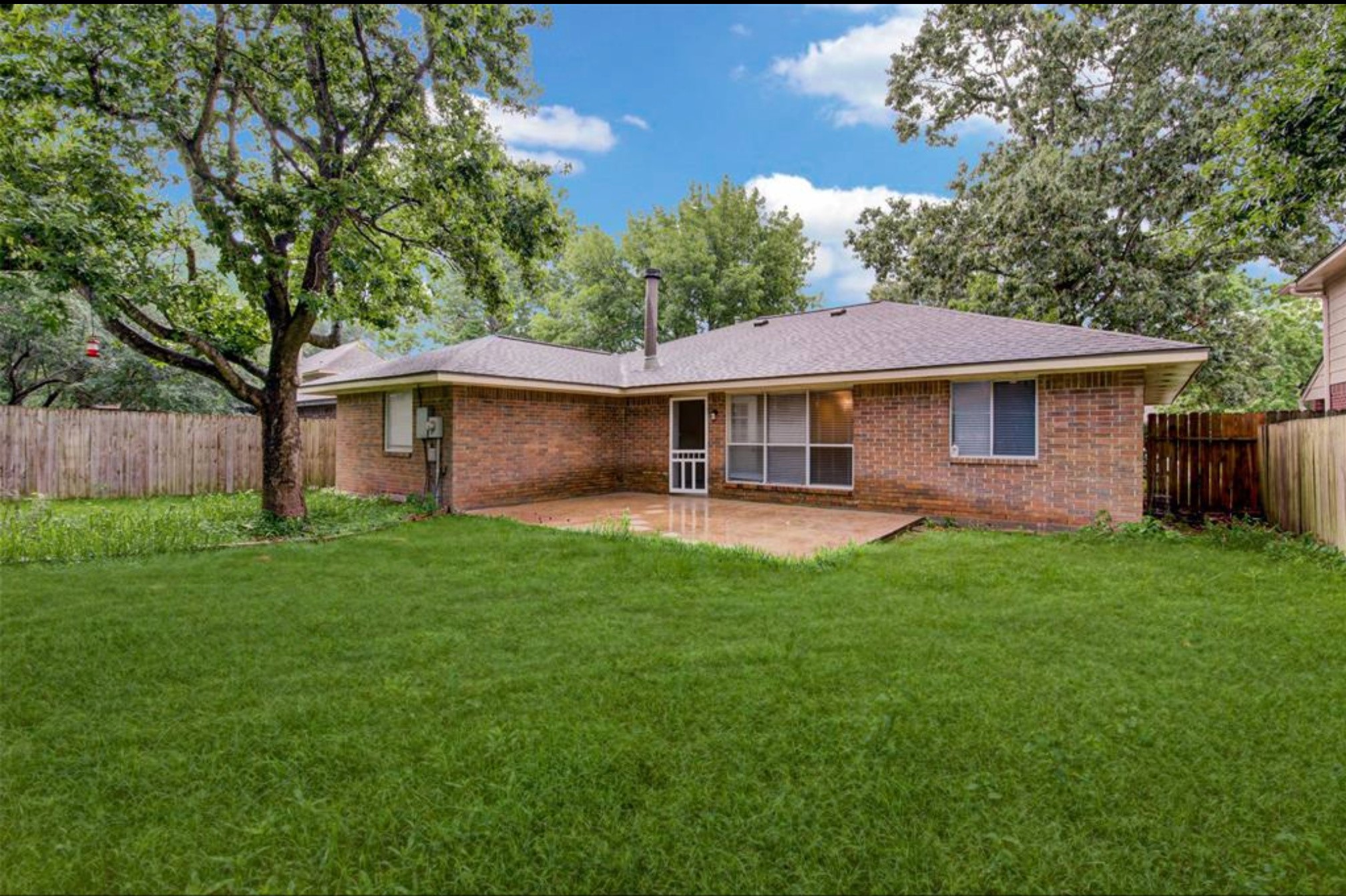 2422 Pine Cone Drive Property Photo 24