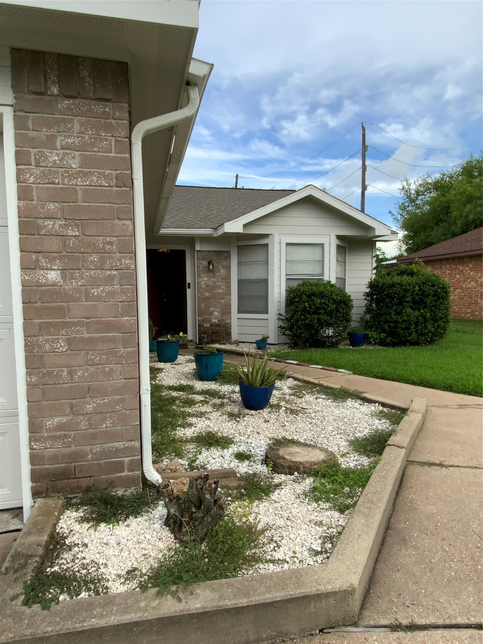 5027 Kleinway Dr Property Photo 1