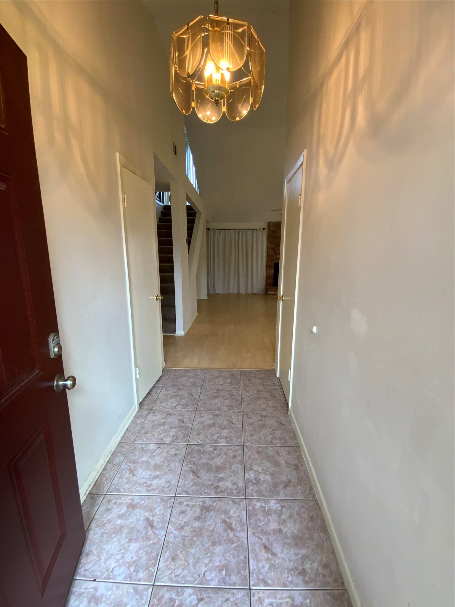 5027 Kleinway Dr Property Photo 4