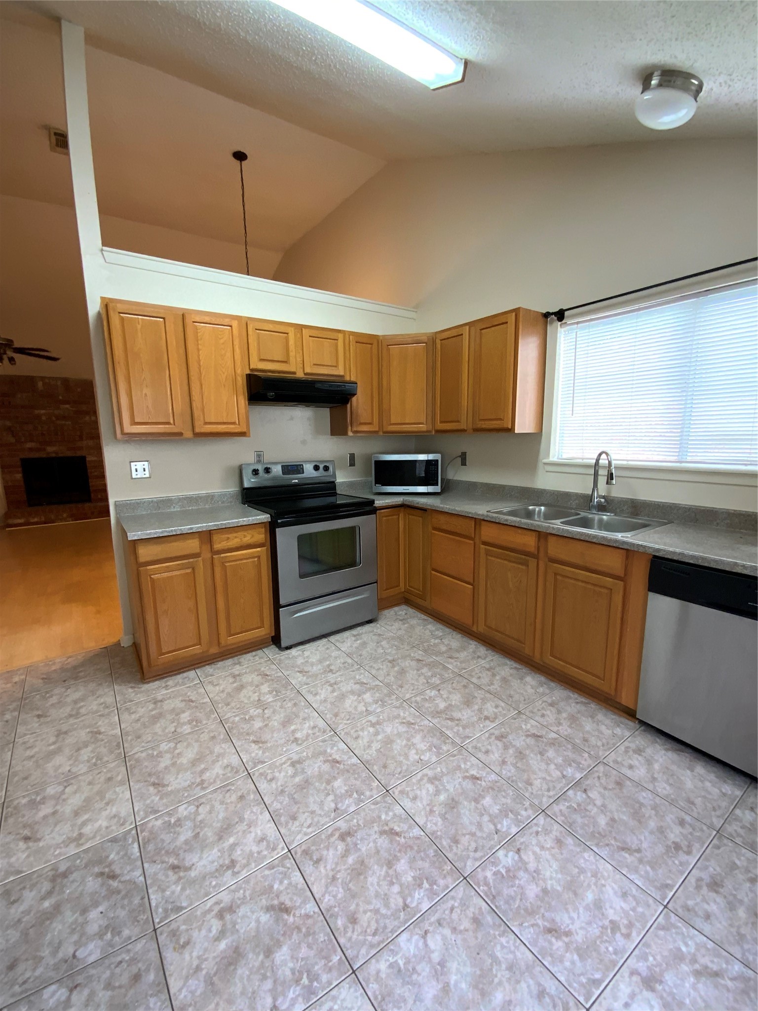 5027 Kleinway Dr Property Photo 7