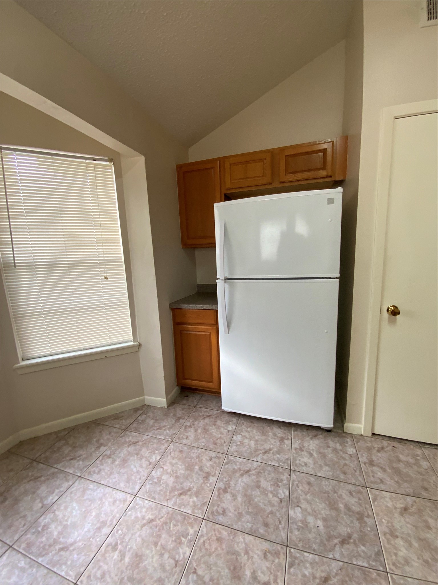 5027 Kleinway Dr Property Photo 8