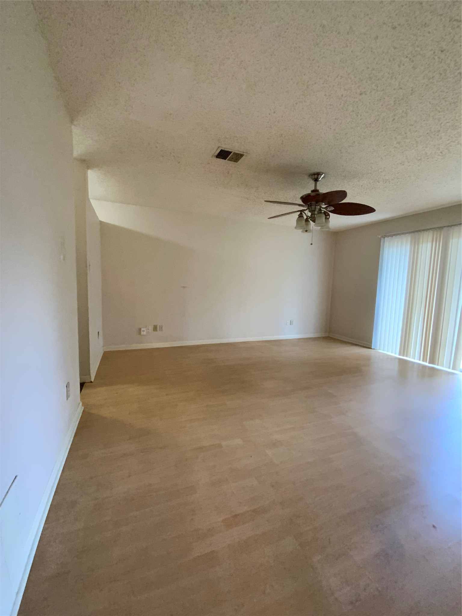 5027 Kleinway Dr Property Photo 10