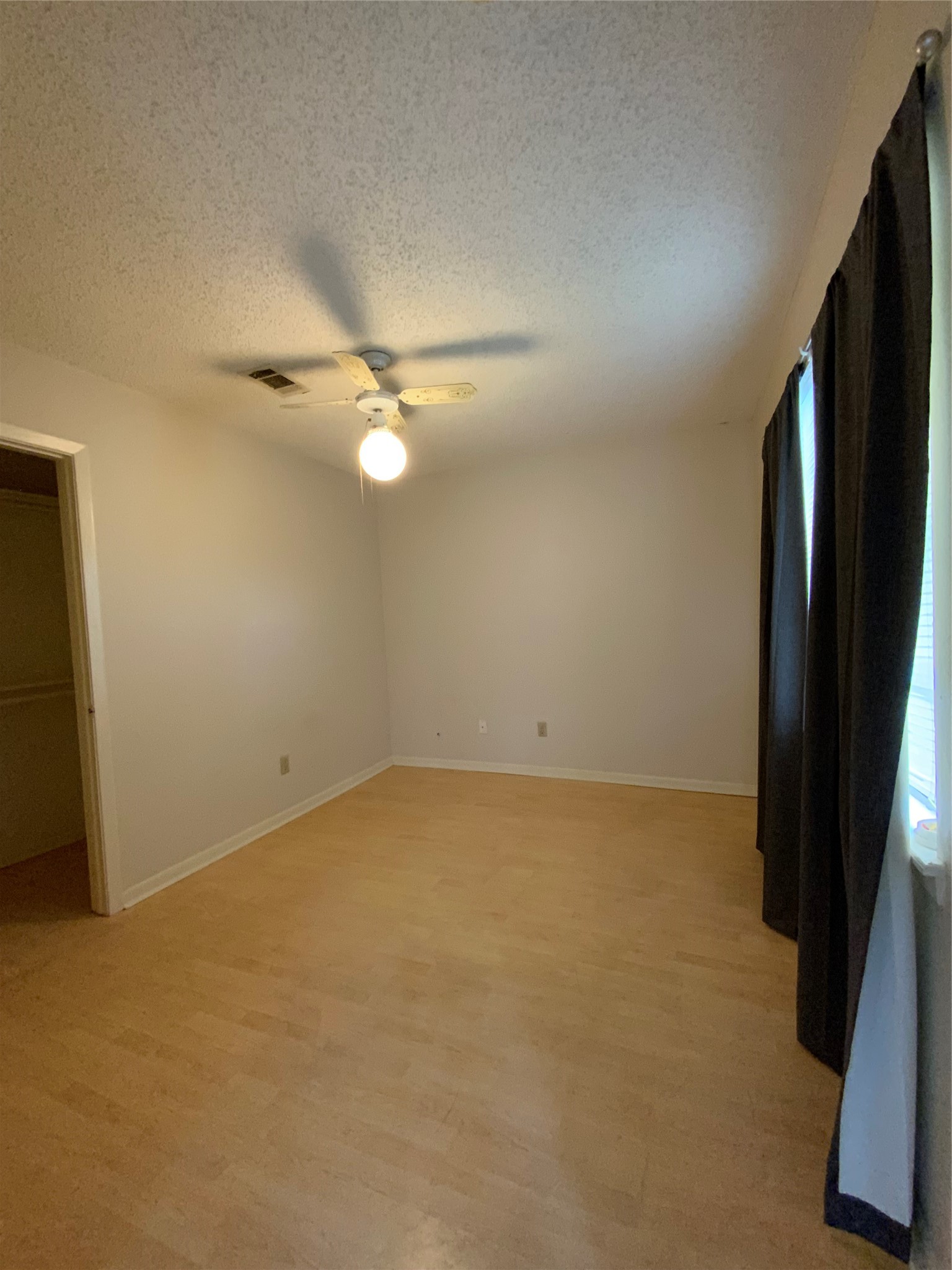 5027 Kleinway Dr Property Photo 14