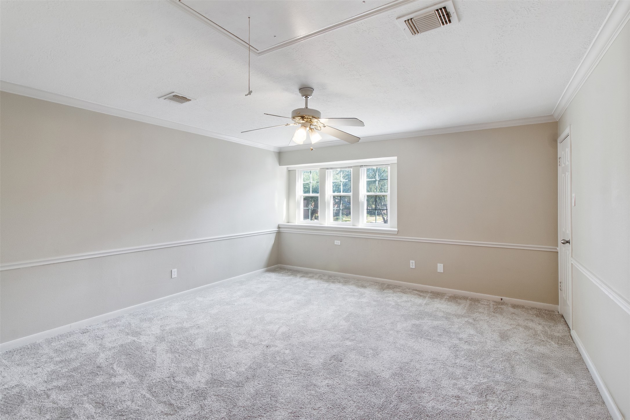 5127 Heathfield Court Property Photo 18