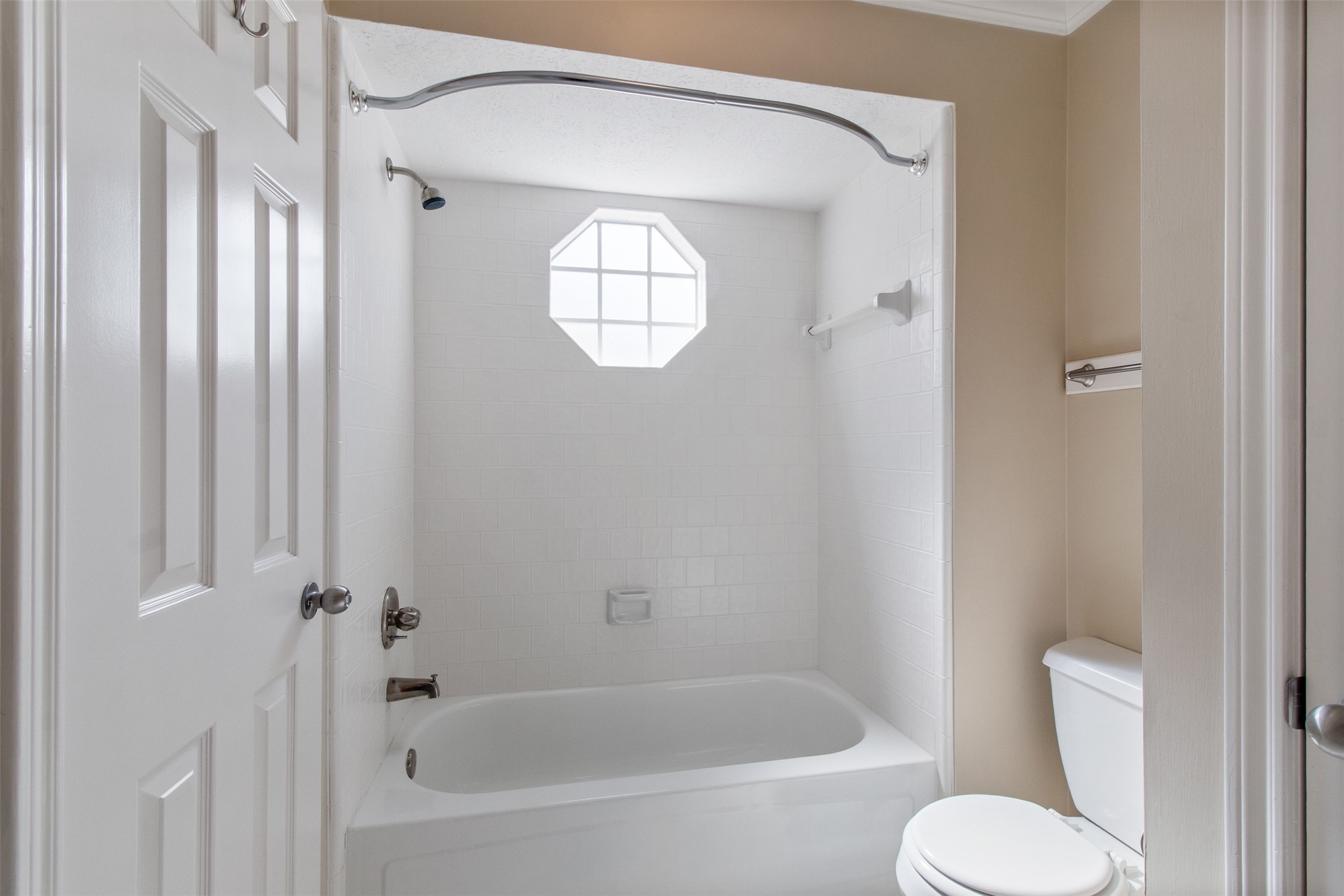 5127 Heathfield Court Property Photo 23