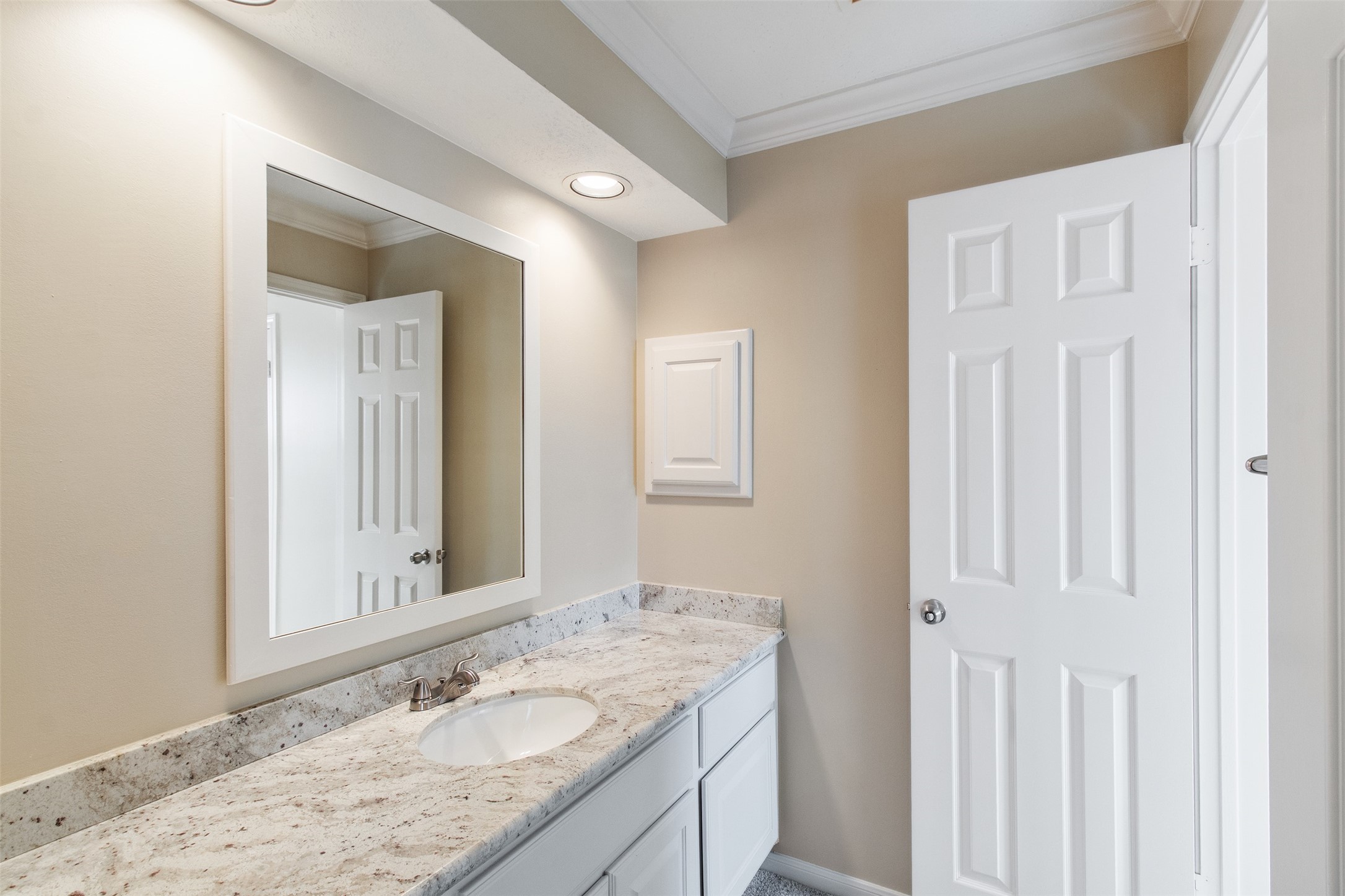 5127 Heathfield Court Property Photo 24