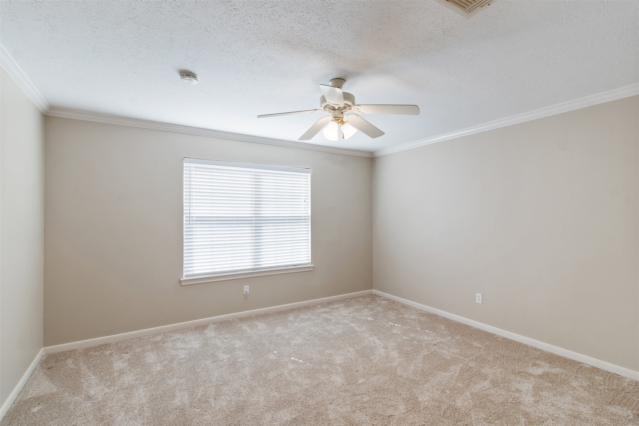 5127 Heathfield Court Property Photo 28