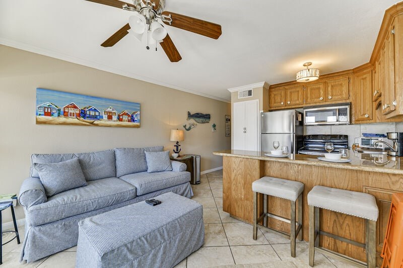 10811 San Luis Pass Road 1214 Property Photo 3