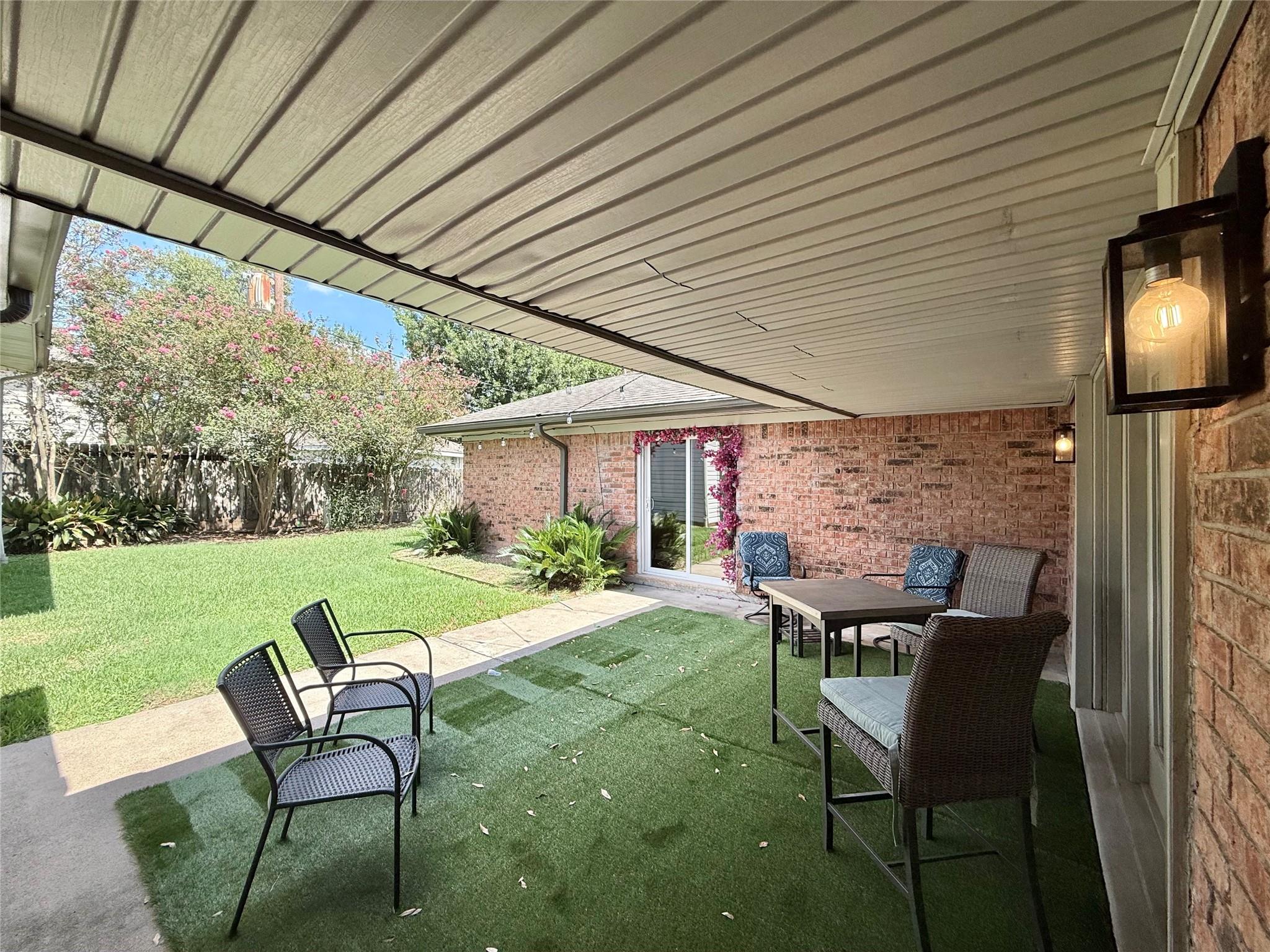 5638 Grape Street Property Photo 19