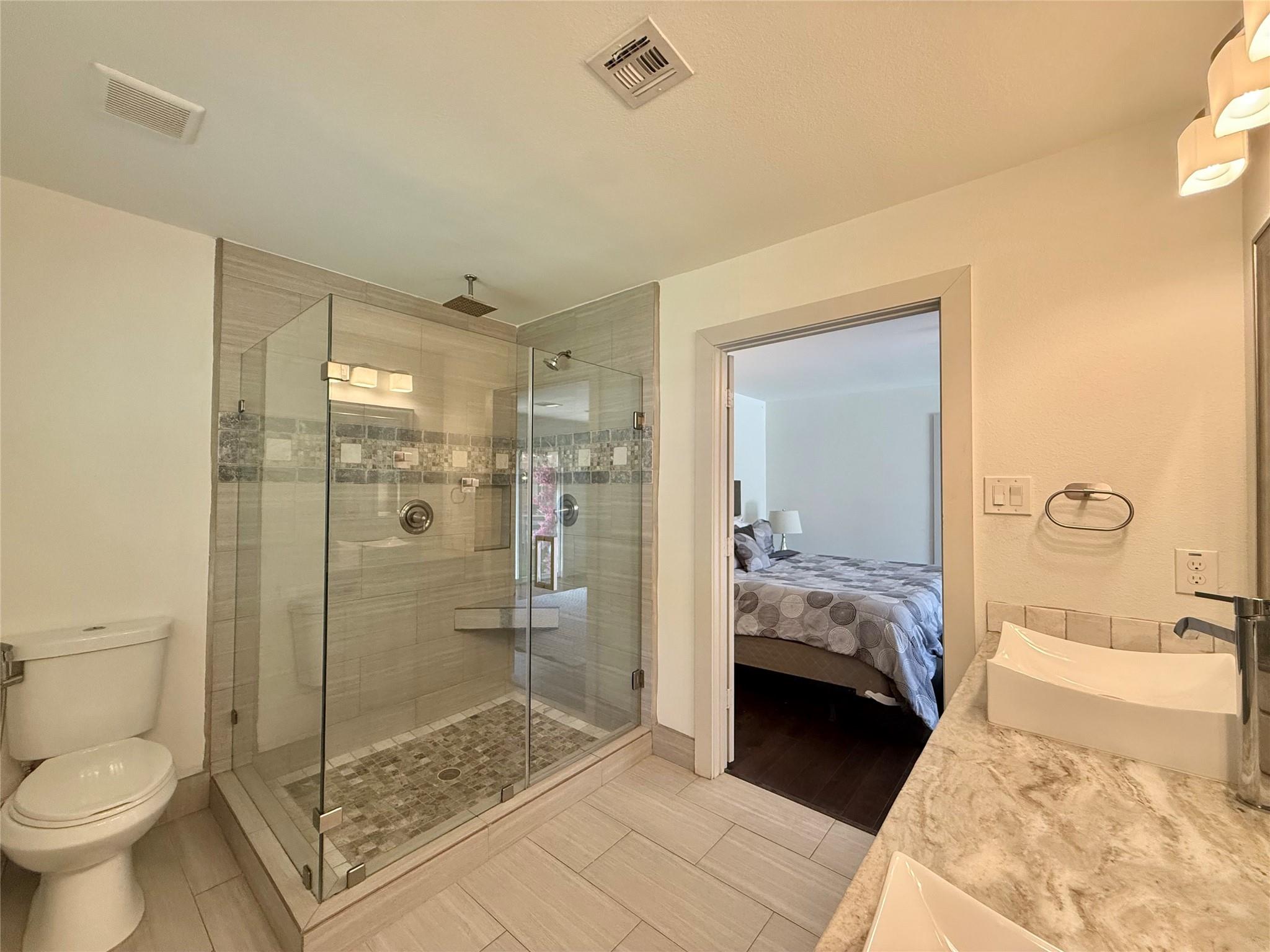 5638 Grape Street Property Photo 23