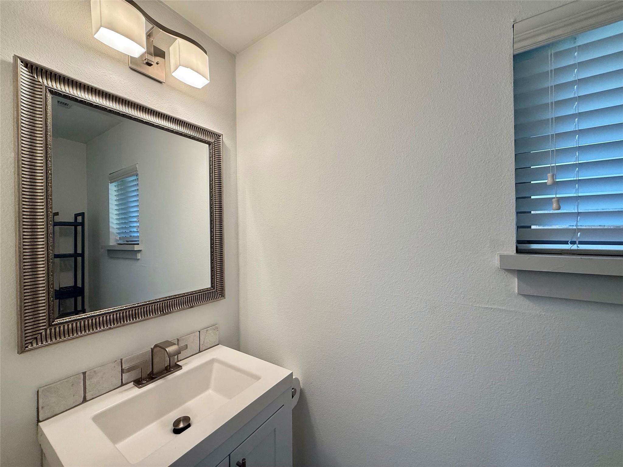 5638 Grape Street Property Photo 28