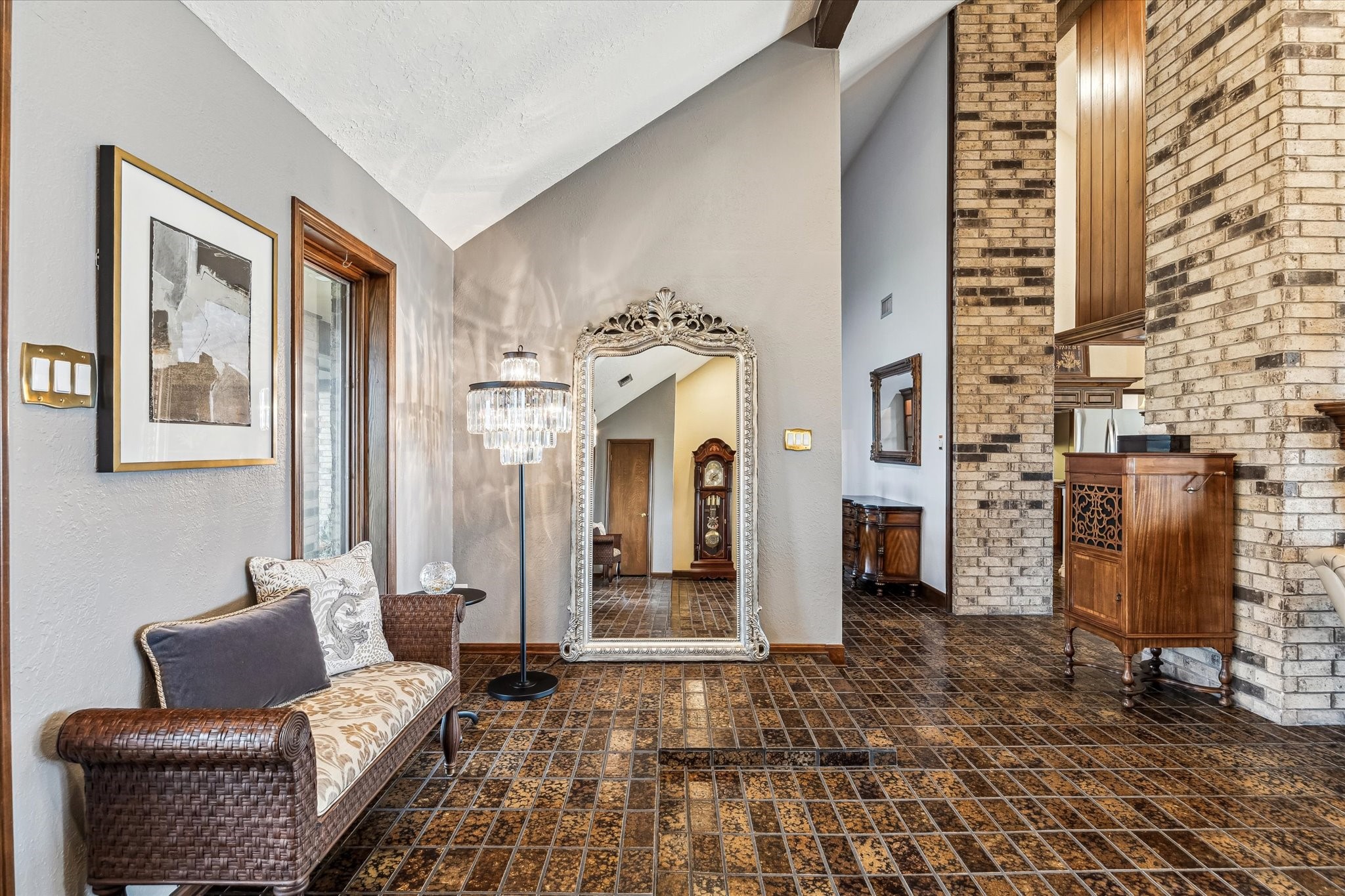 11212 Cedar Gully Road Property Photo 9