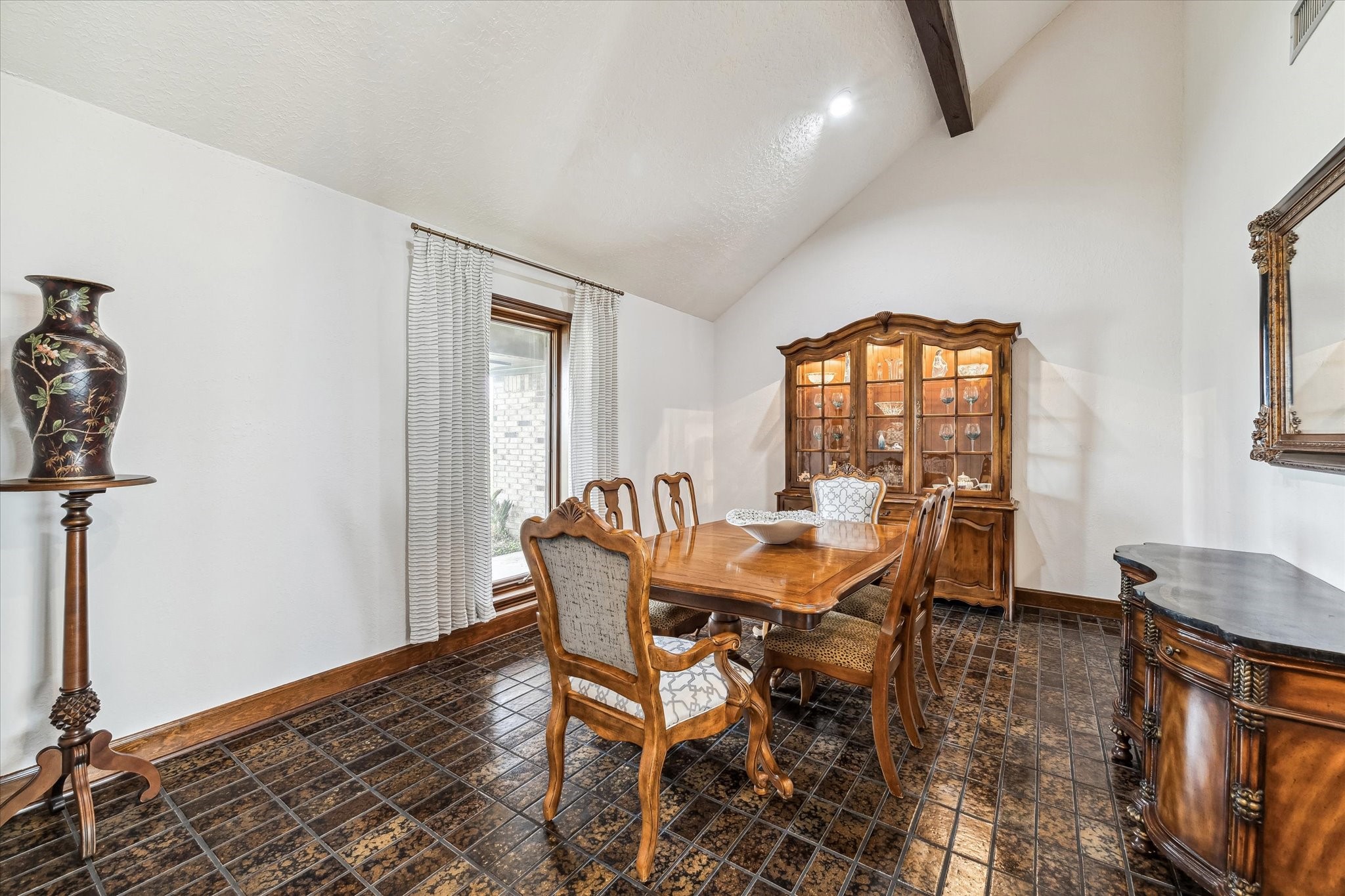 11212 Cedar Gully Road Property Photo 10