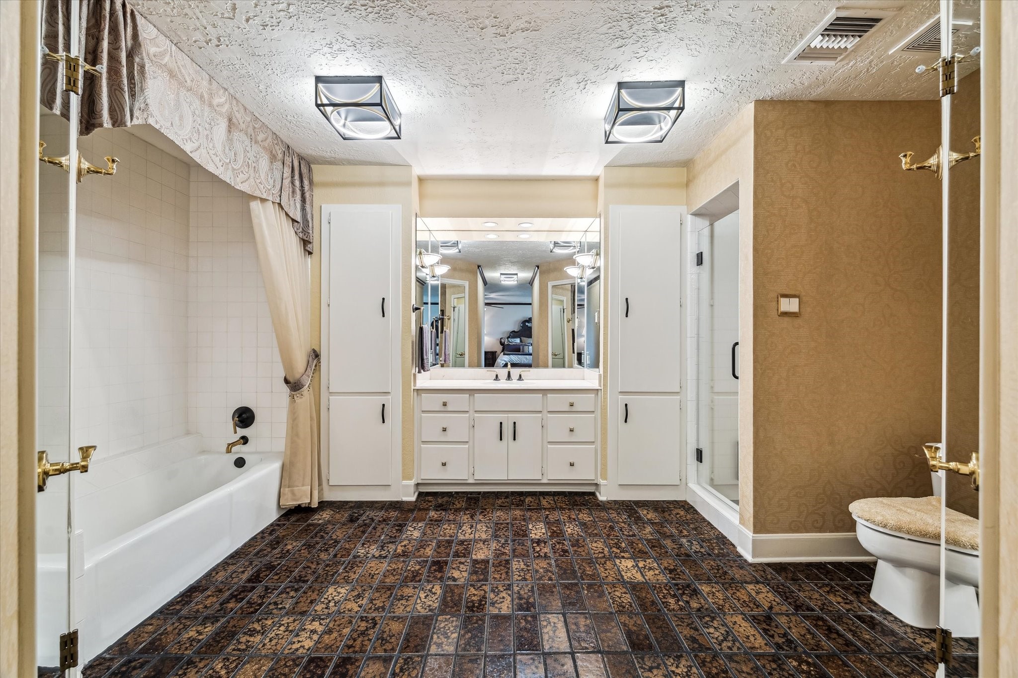 11212 Cedar Gully Road Property Photo 15