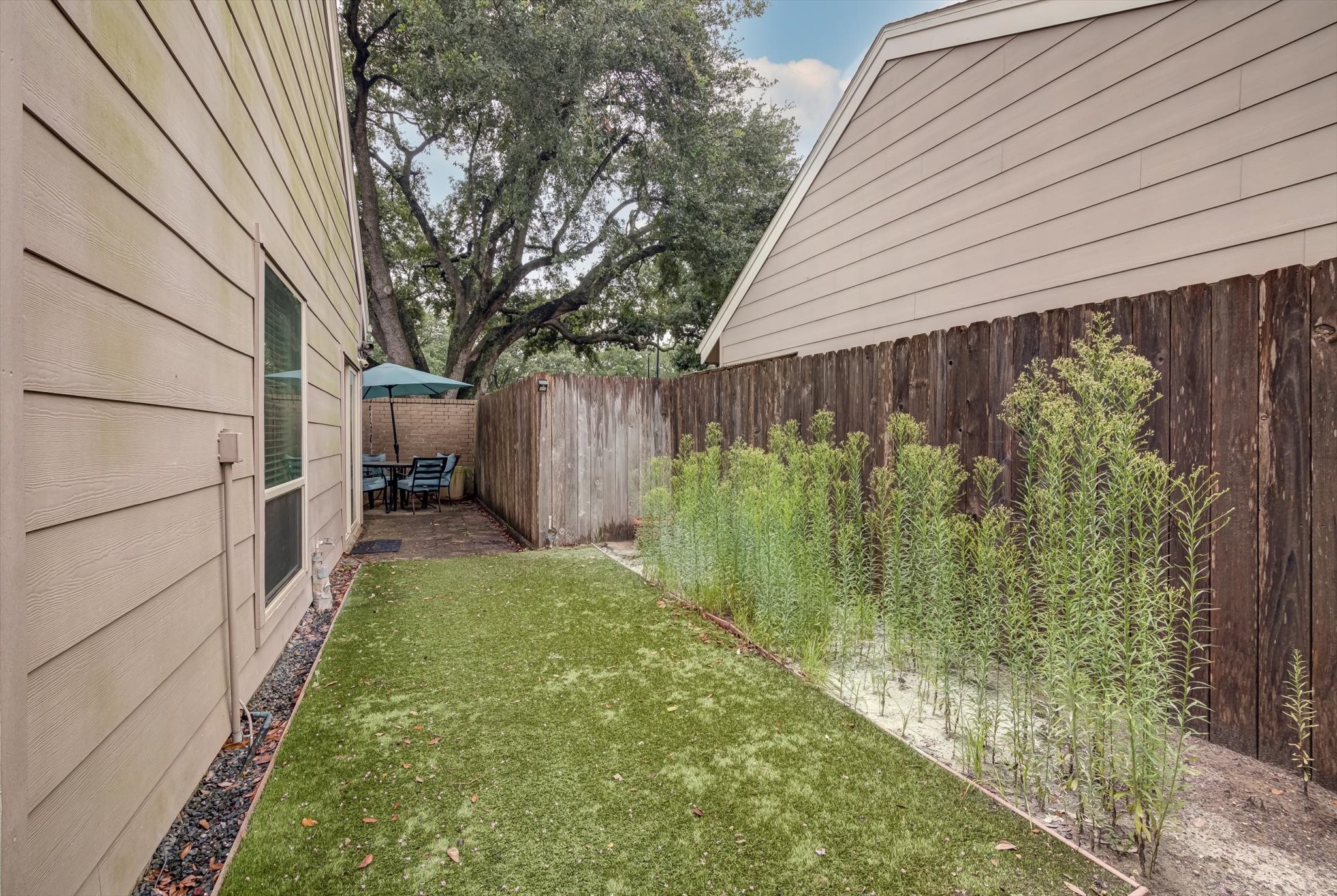 13975 Hollowgreen Drive 1 Property Photo 26