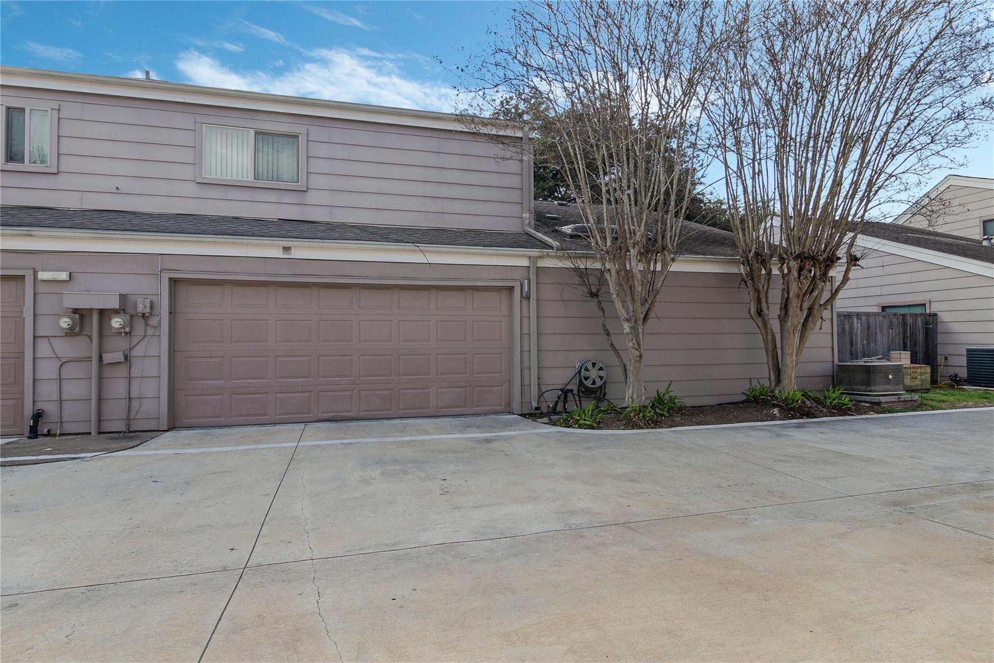 13975 Hollowgreen Drive 1 Property Photo 28