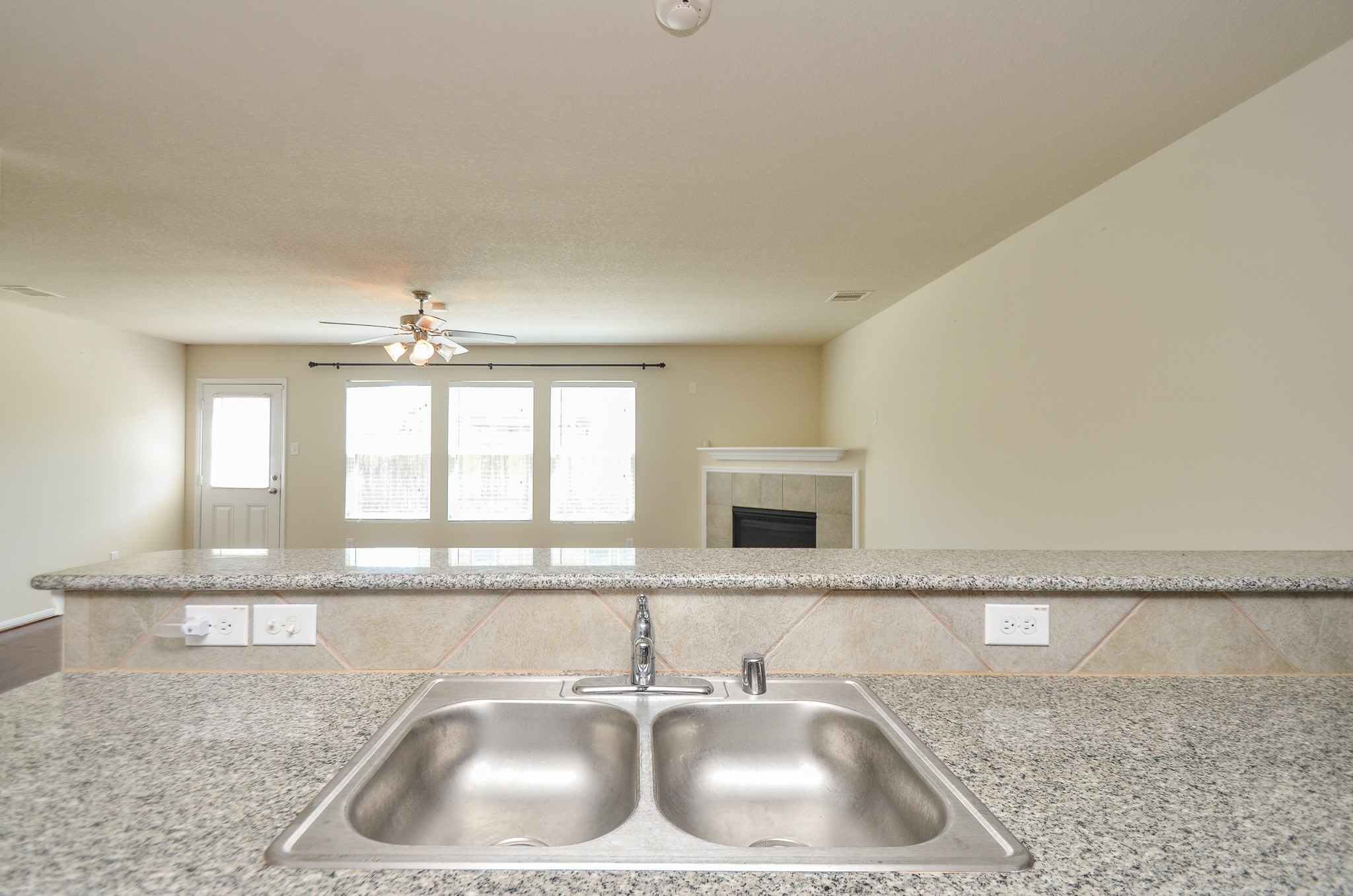 12506 Greencanyon Drive Property Photo 6