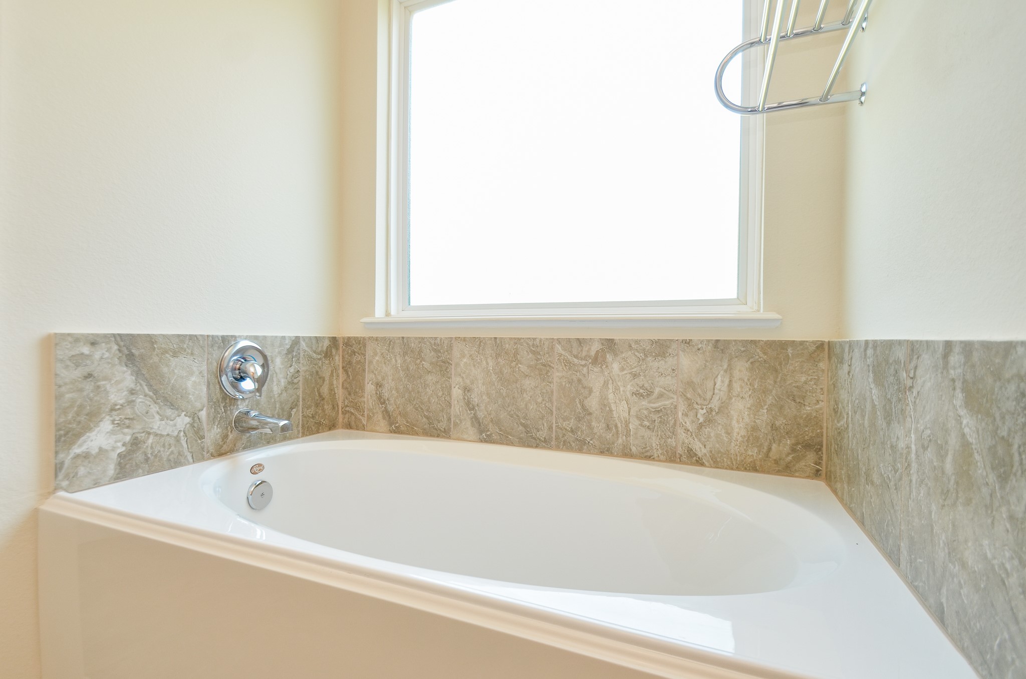 12506 Greencanyon Drive Property Photo 16