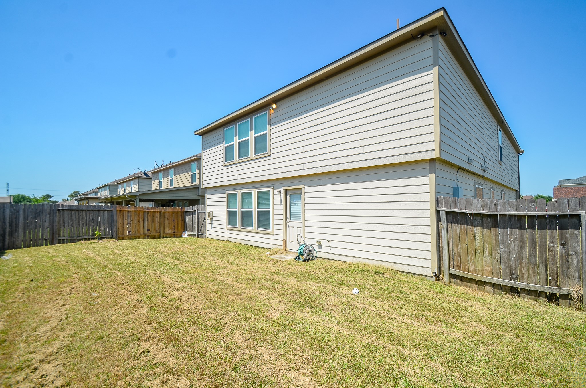 12506 Greencanyon Drive Property Photo 32