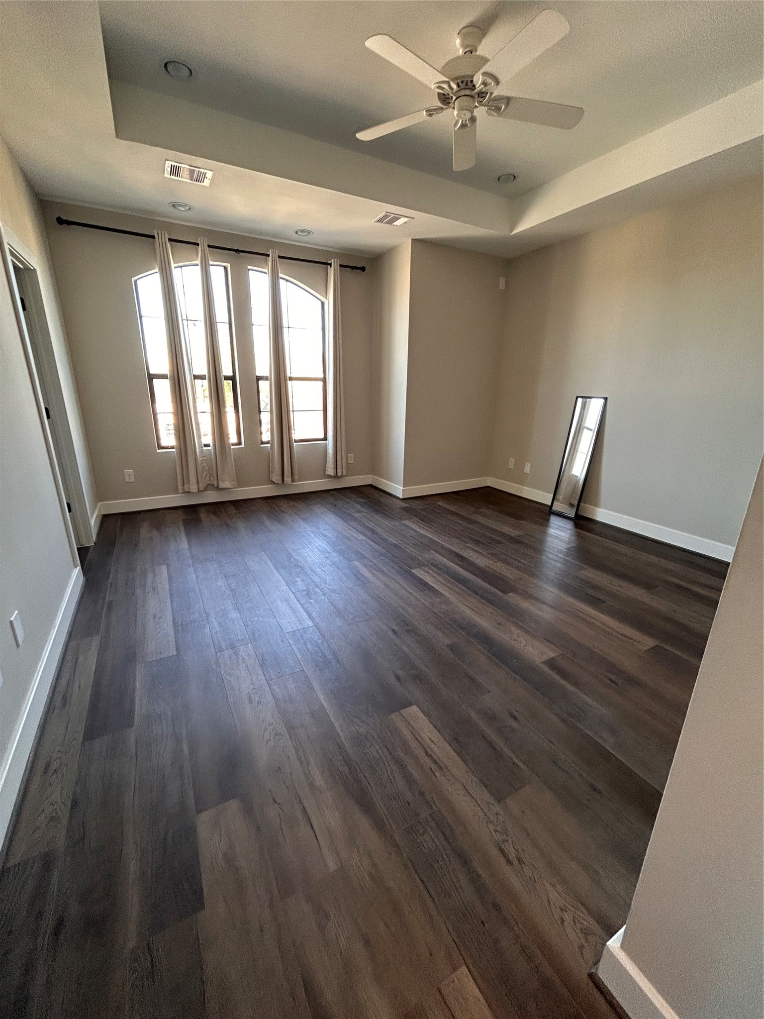 211 Milby Street Property Photo 25
