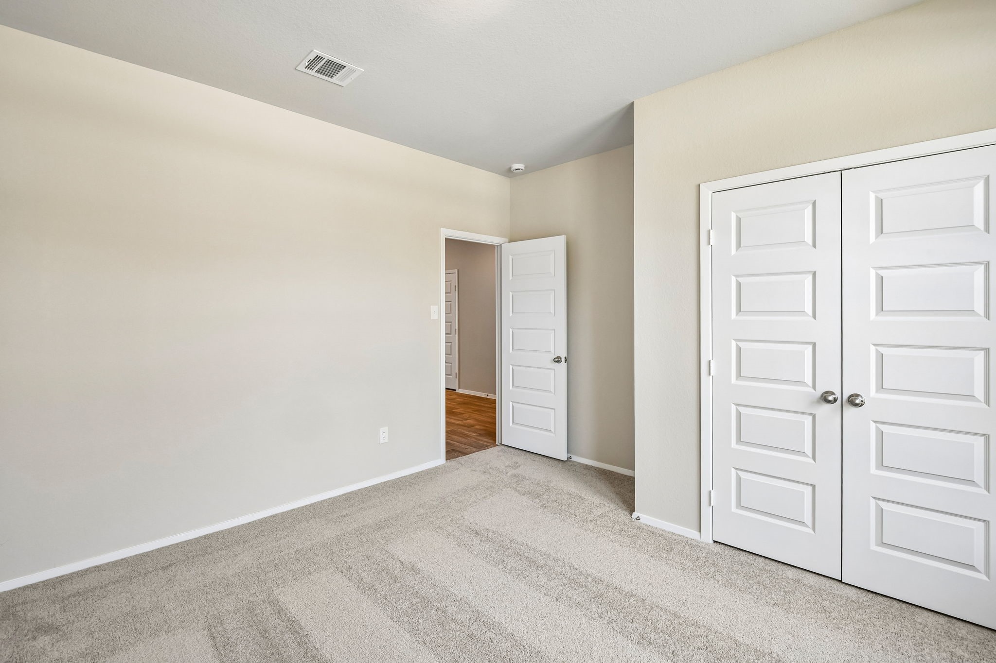 4646 Coral Bean Street Property Photo 7