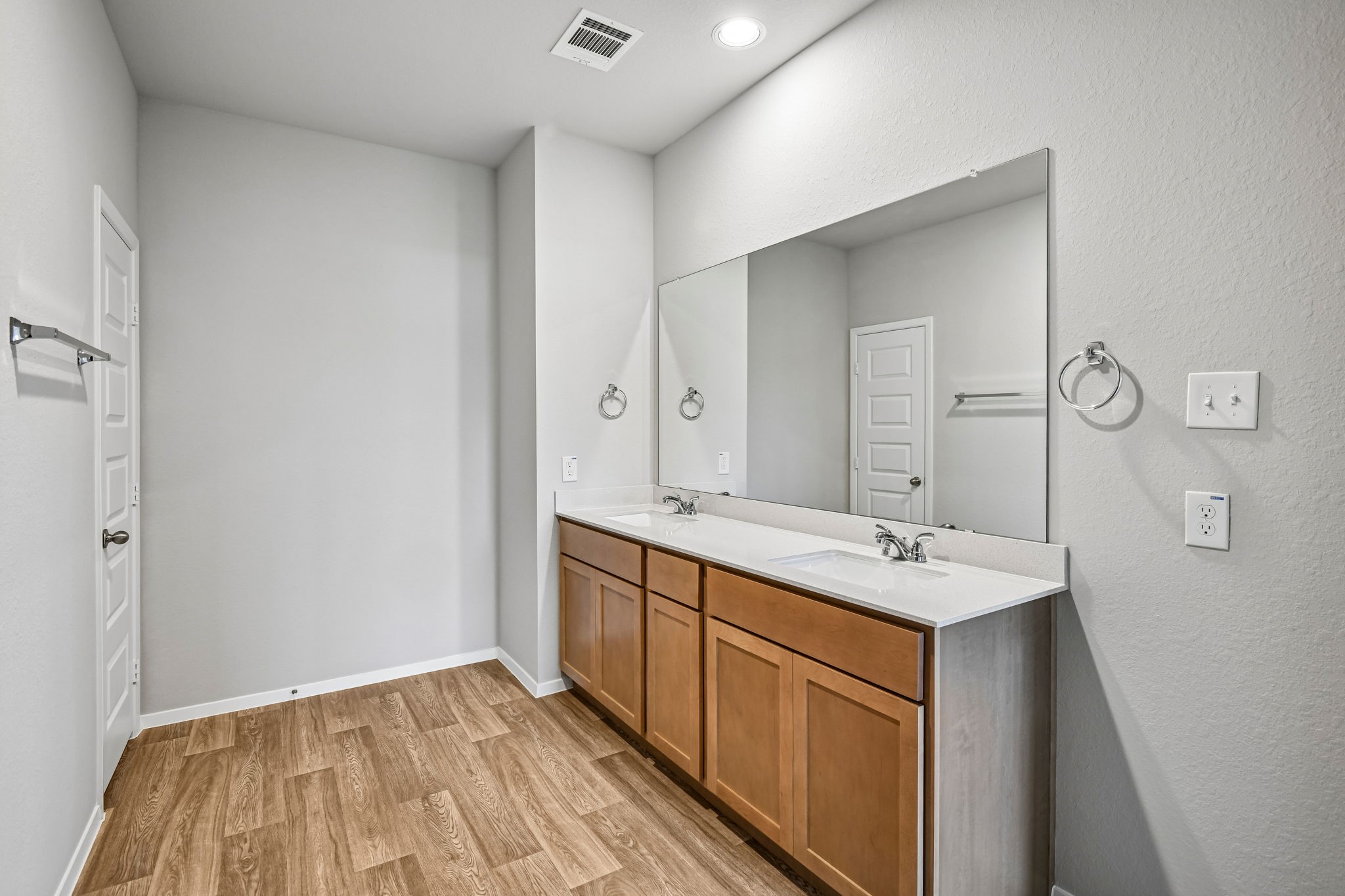 4646 Coral Bean Street Property Photo 27