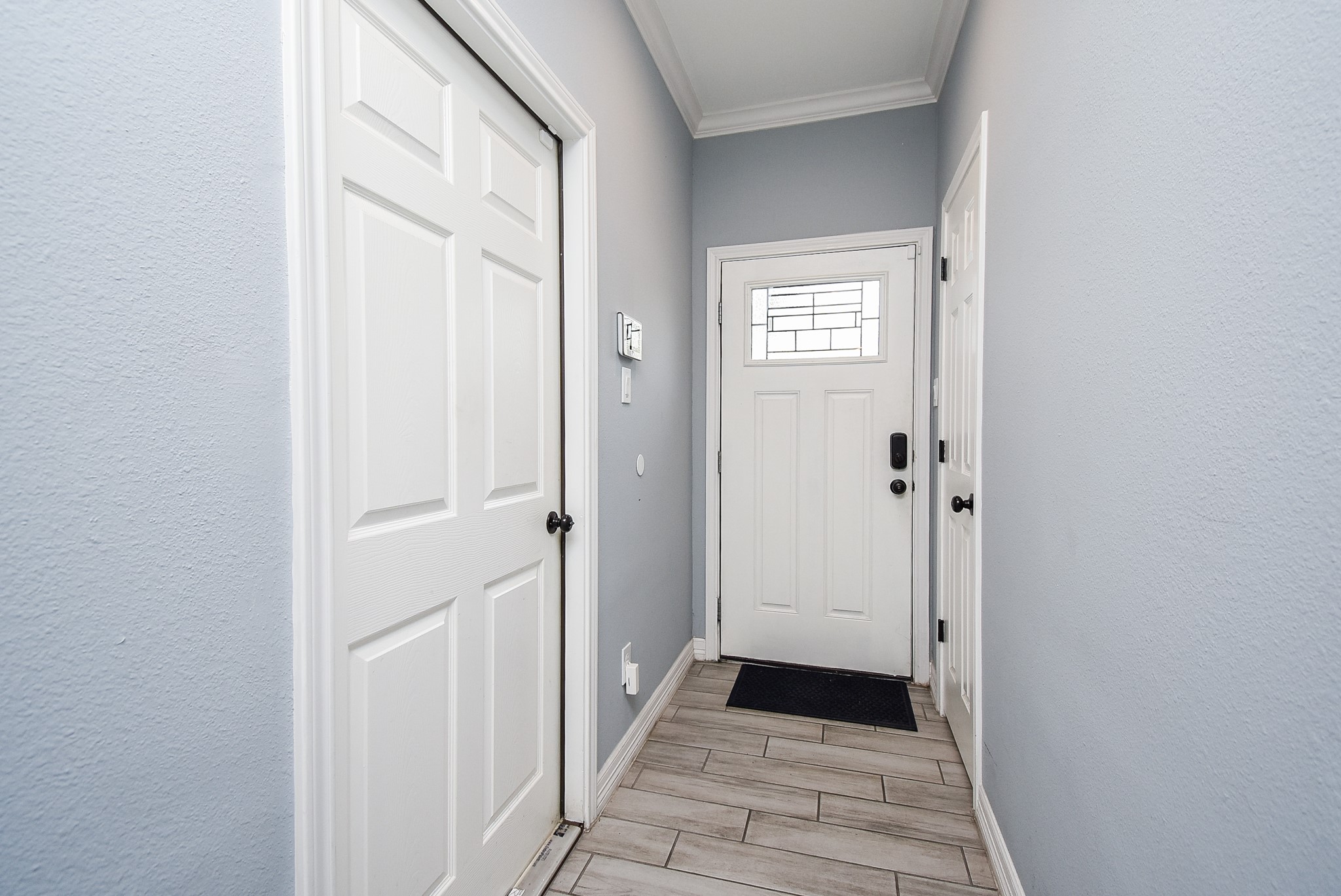 7843 Dyer Street Property Photo 4