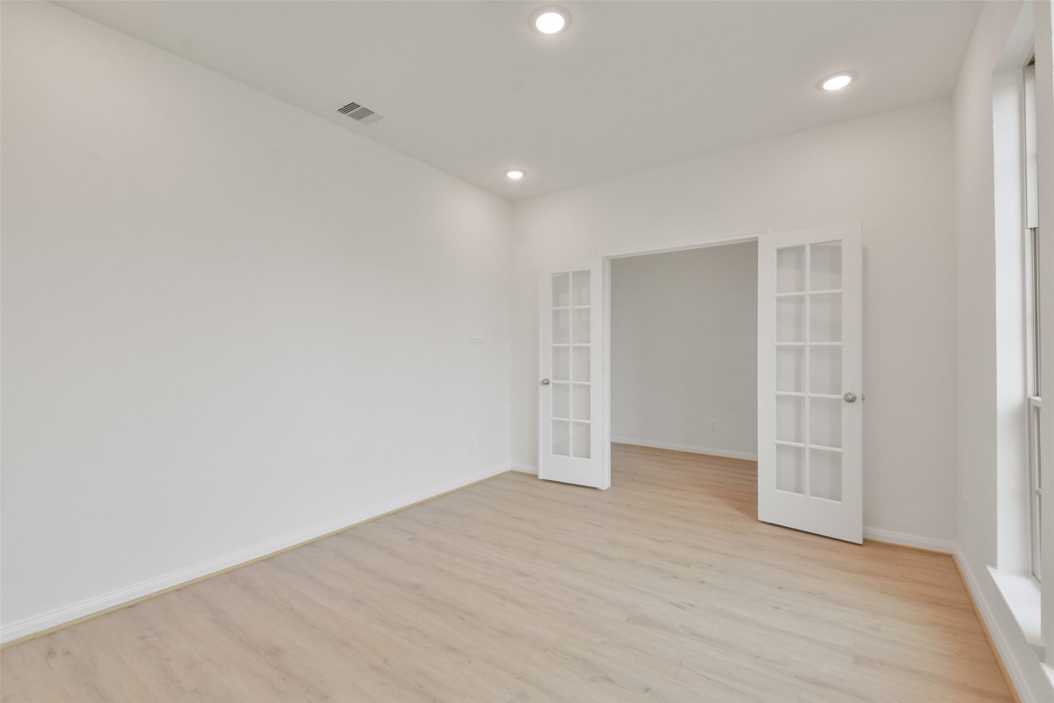 1088 Birds Landing Drive Property Photo 7