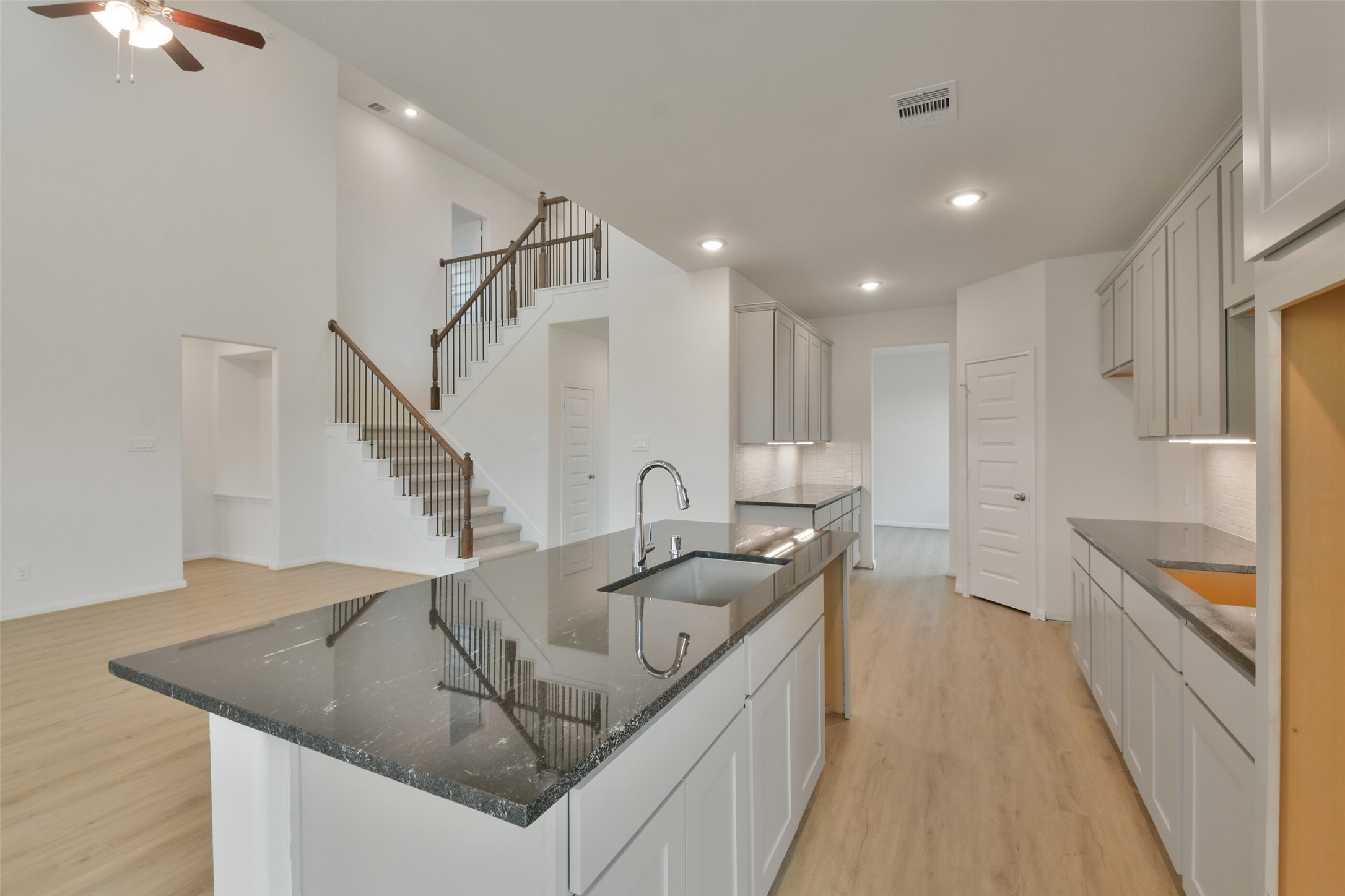 1088 Birds Landing Drive Property Photo 11