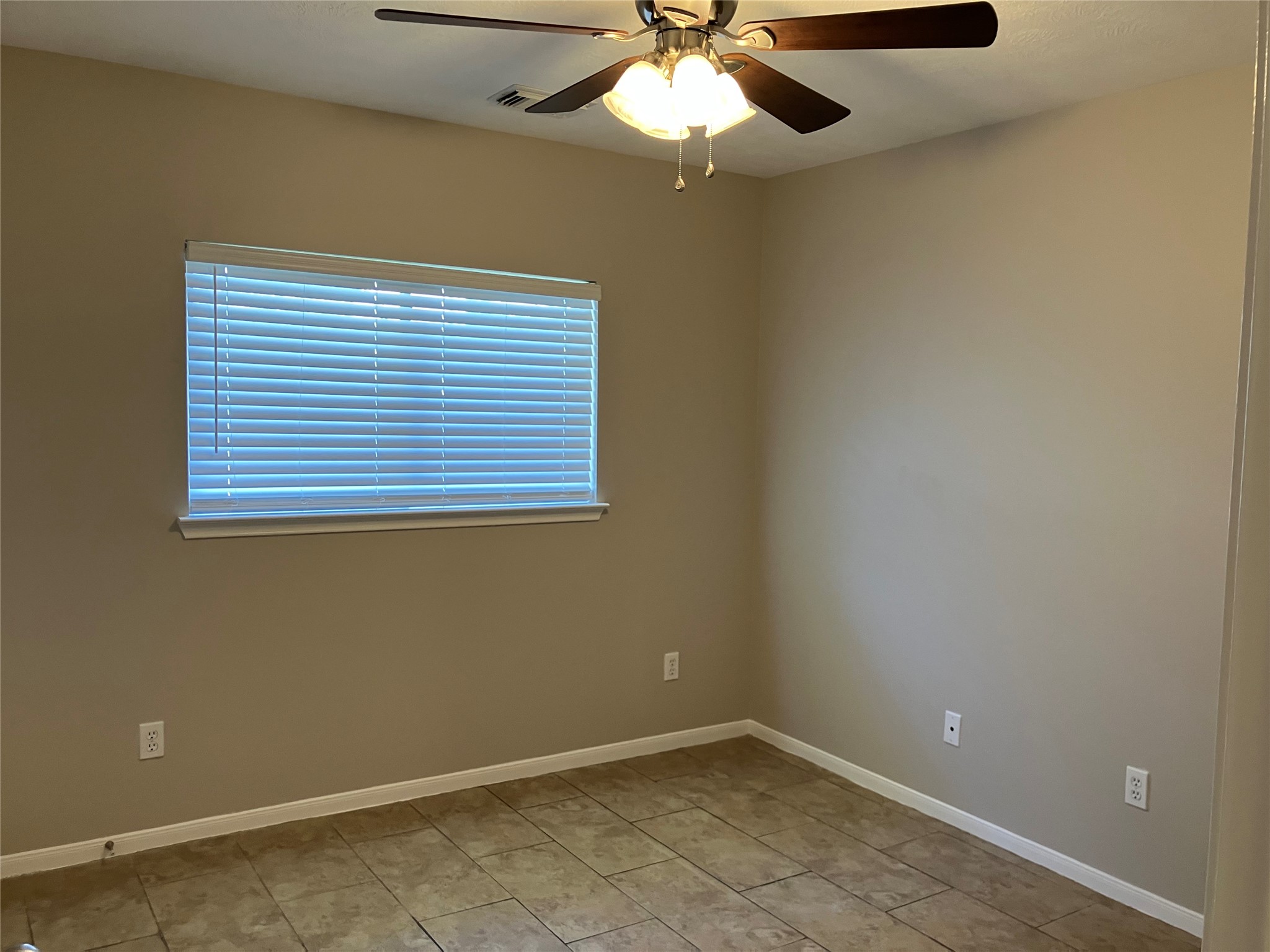 1827 Oak Ridge Drive Property Photo 17