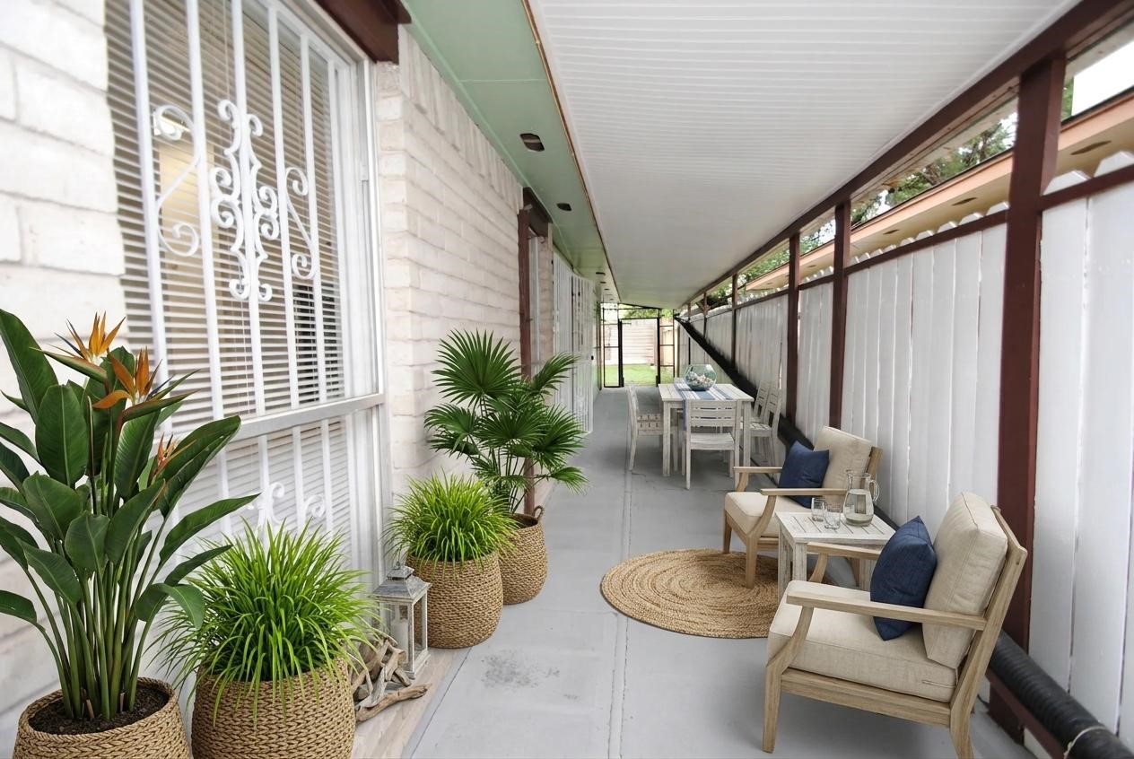 11005 Tobasa Court Property Photo 14