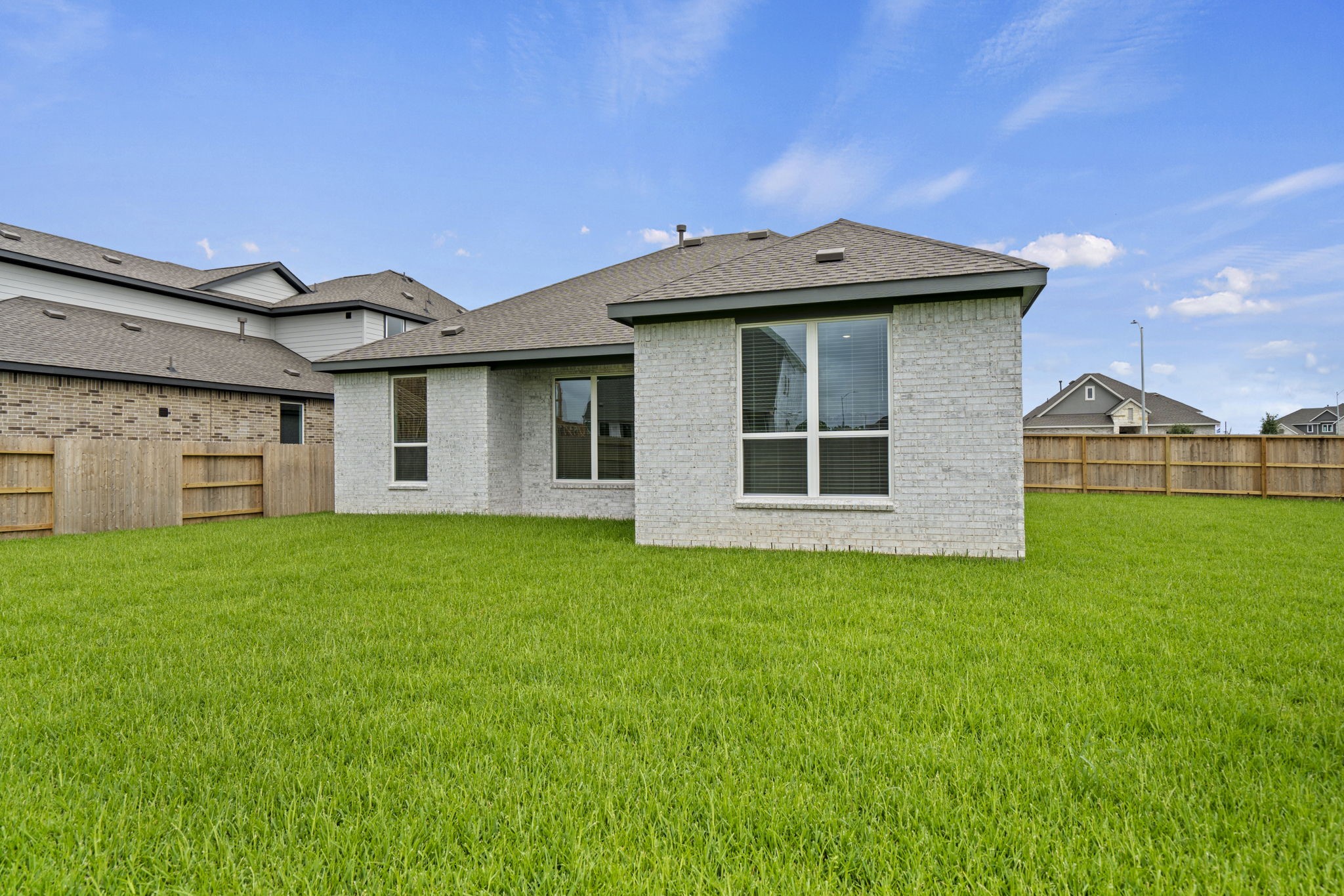 2720 Grove Crest Drive Property Photo 30