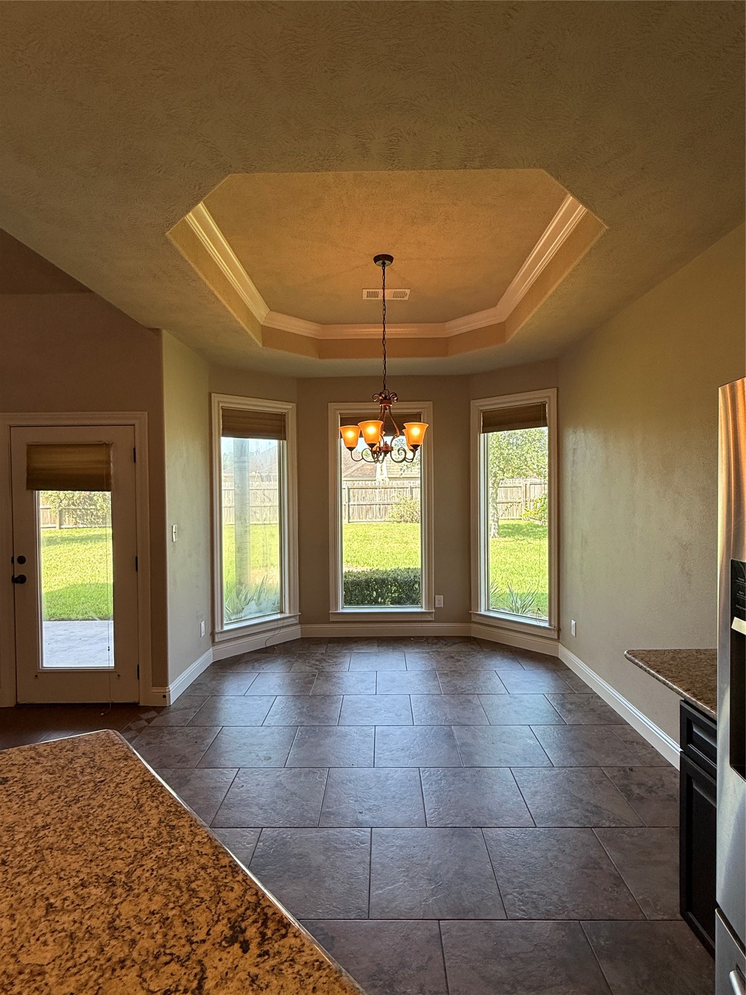 6645 Jasper Circle Property Photo 4