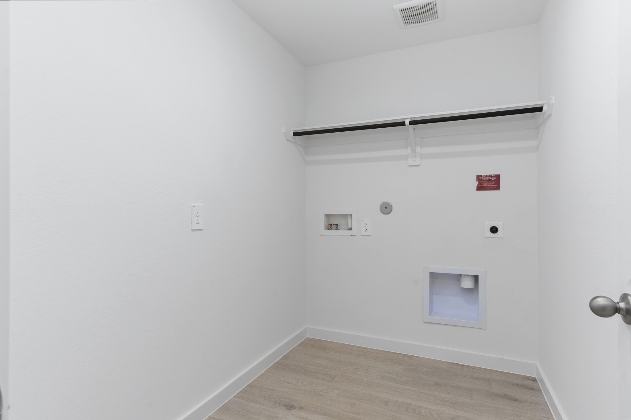 1714 Stelvio Pass Drive Property Photo 5