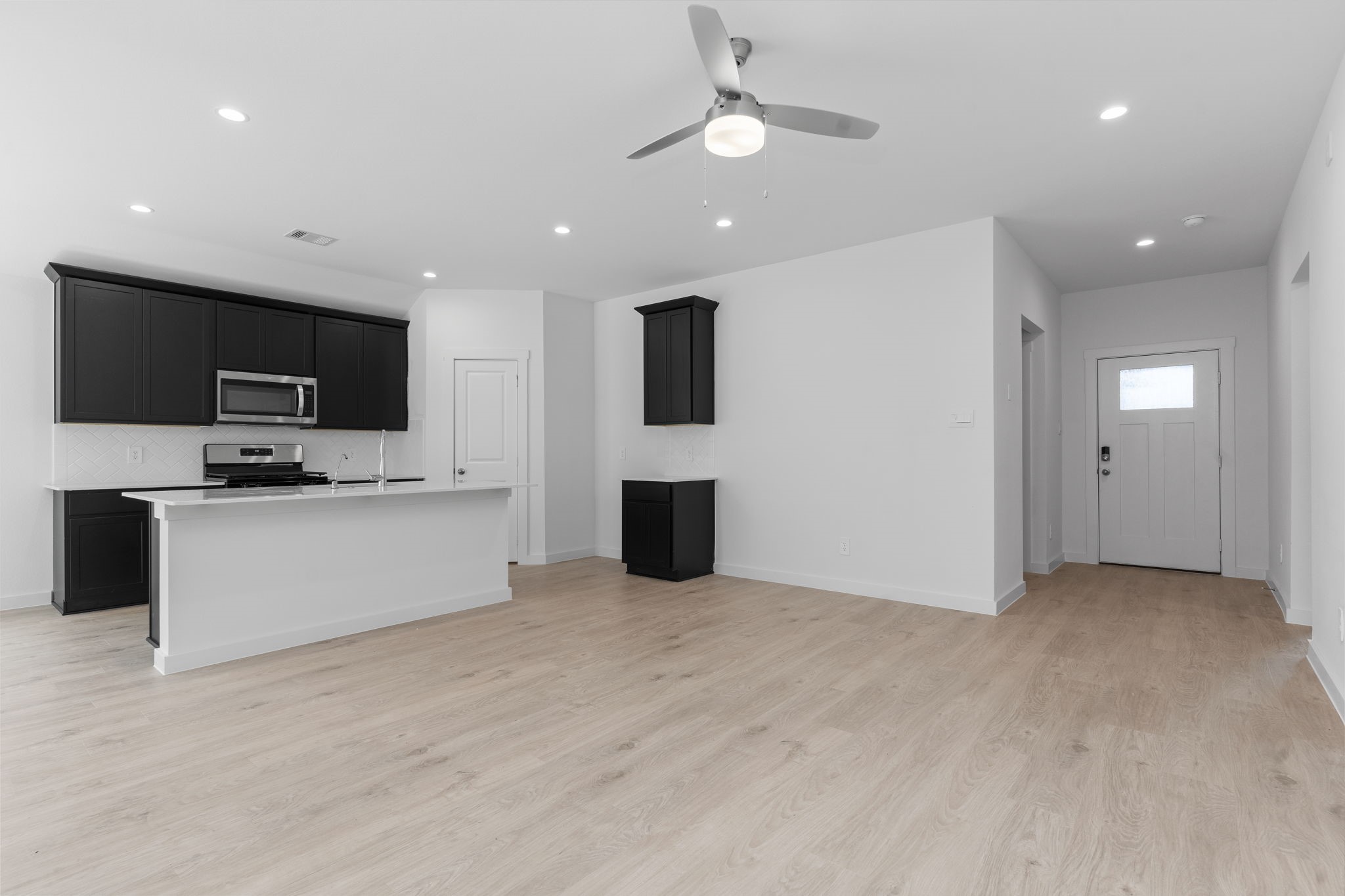 1714 Stelvio Pass Drive Property Photo 13