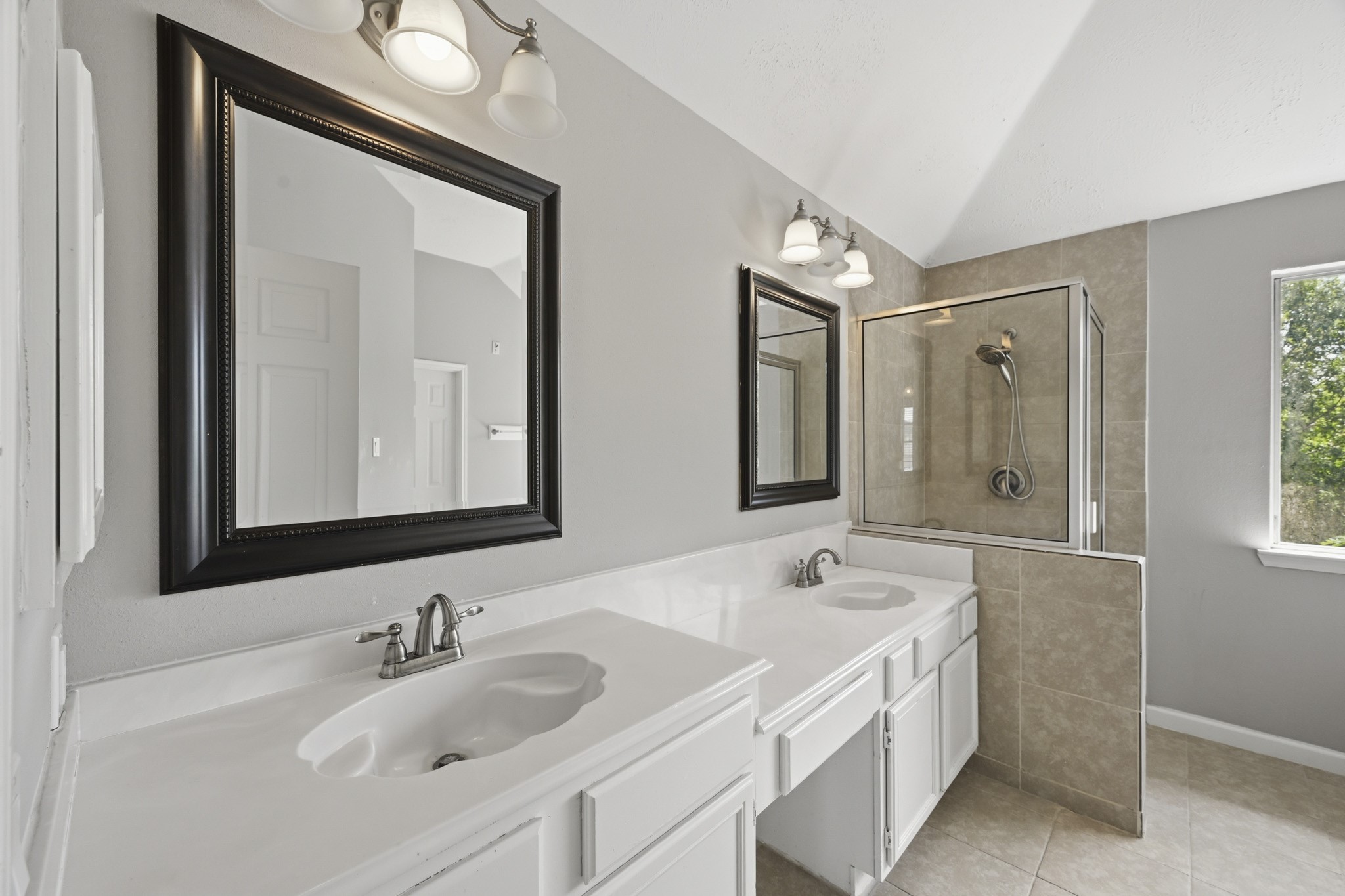 12815 Laleu Lane Property Photo 14