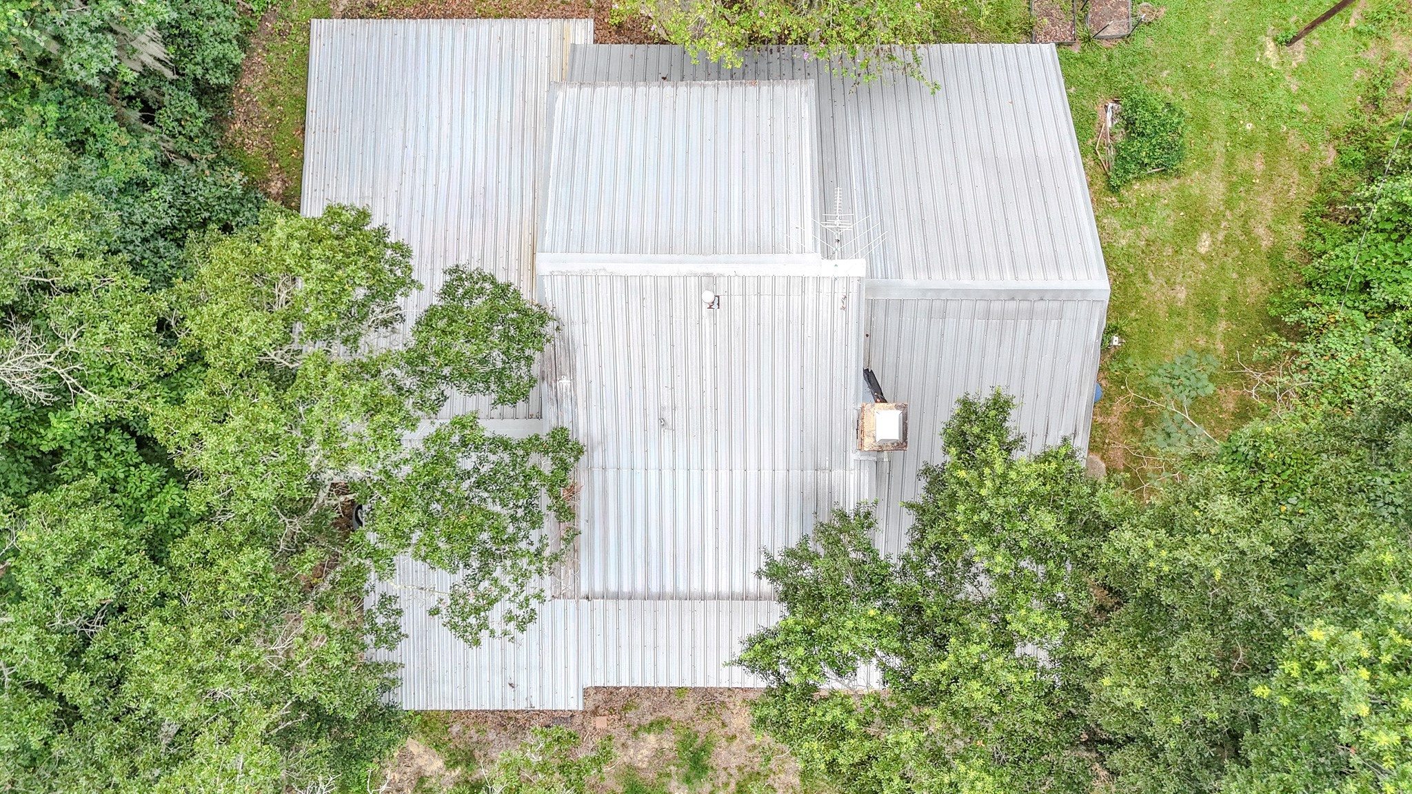 605 Clayton Street Property Photo 13