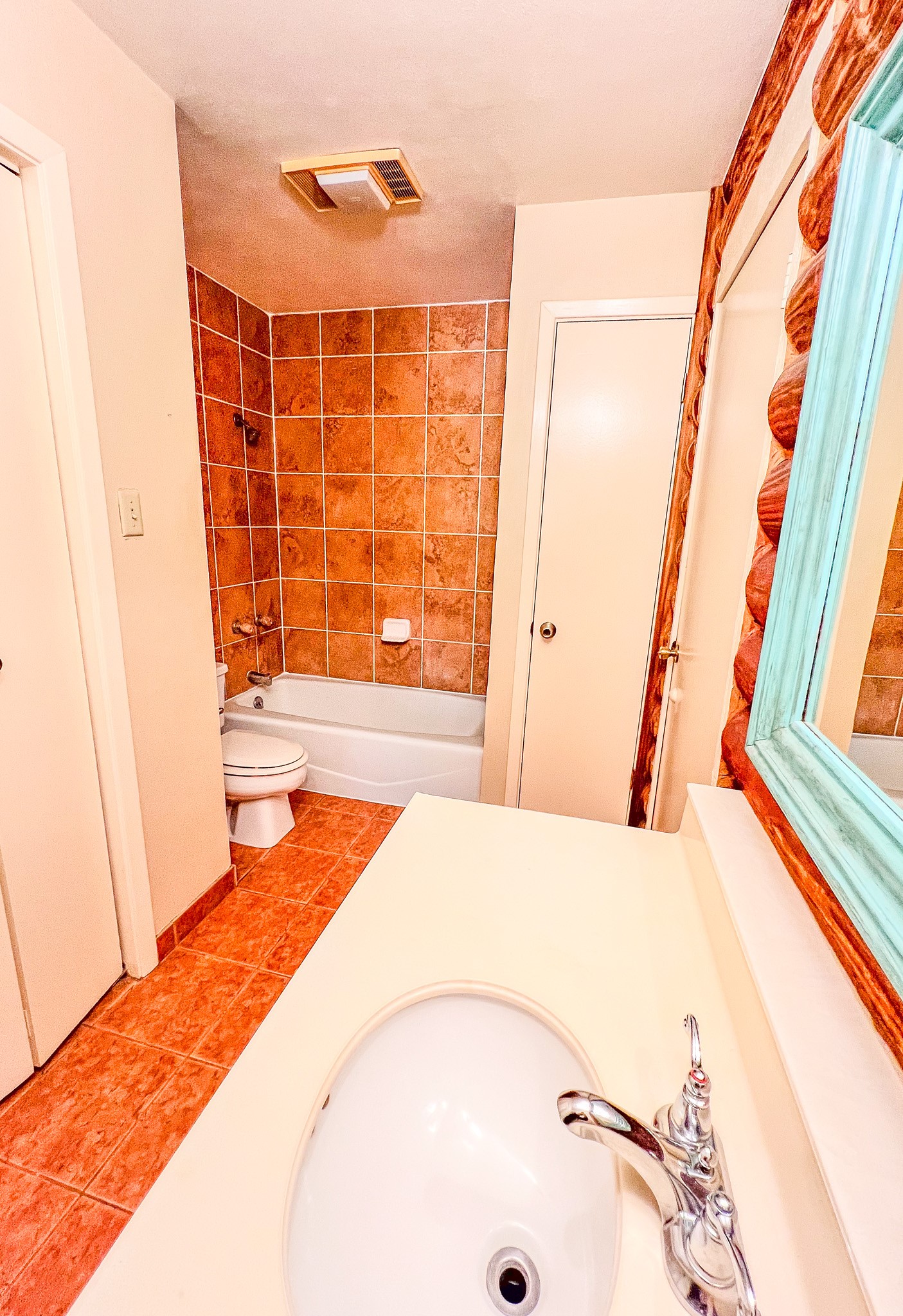 605 Clayton Street Property Photo 29