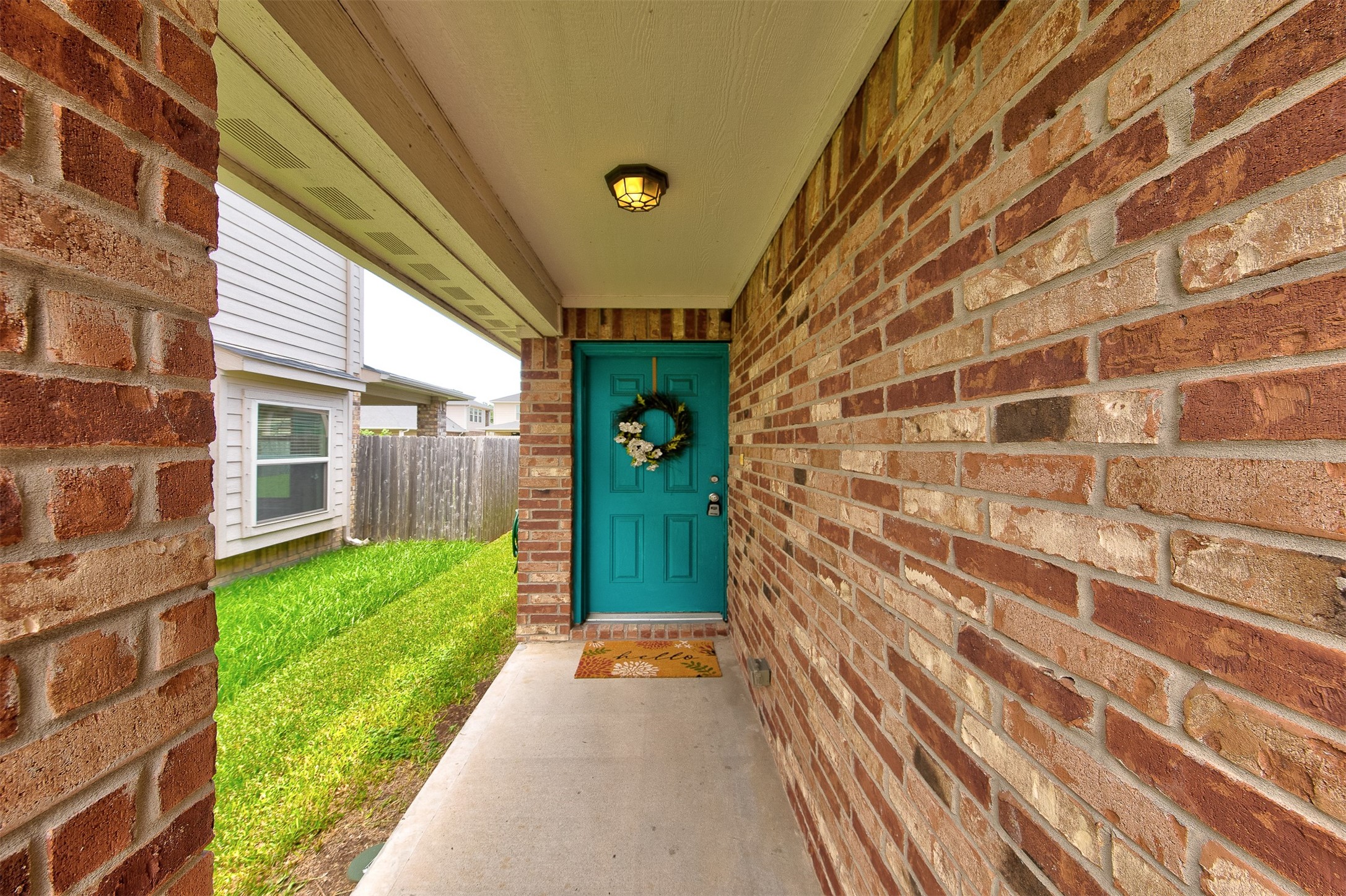 5227 Bay Lane Property Photo 2