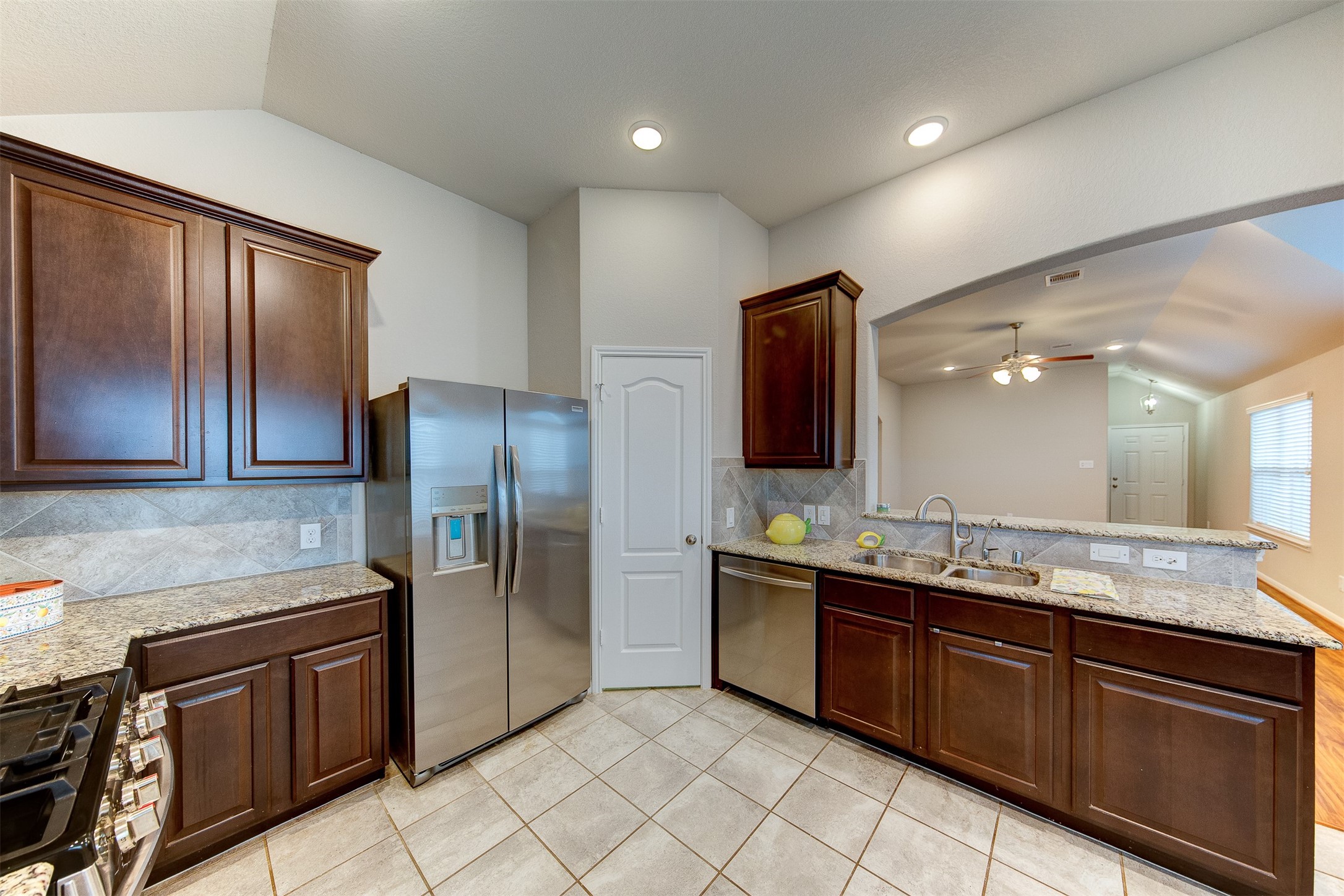 5227 Bay Lane Property Photo 14