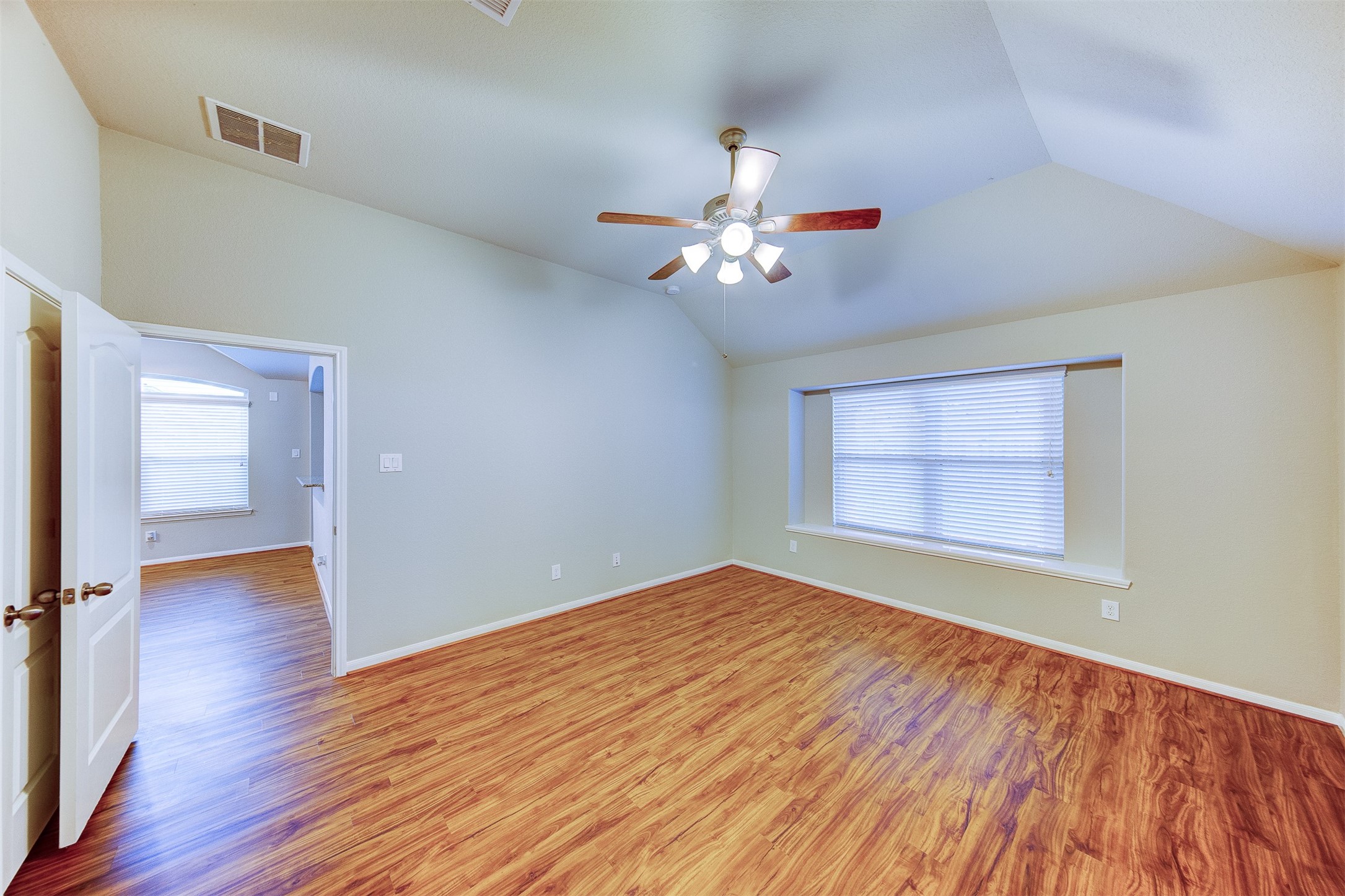 5227 Bay Lane Property Photo 18