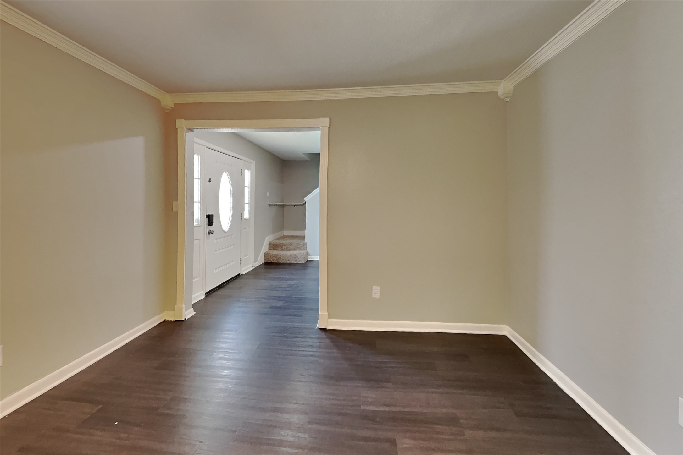 5602 Sage Manor Drive Property Photo 2